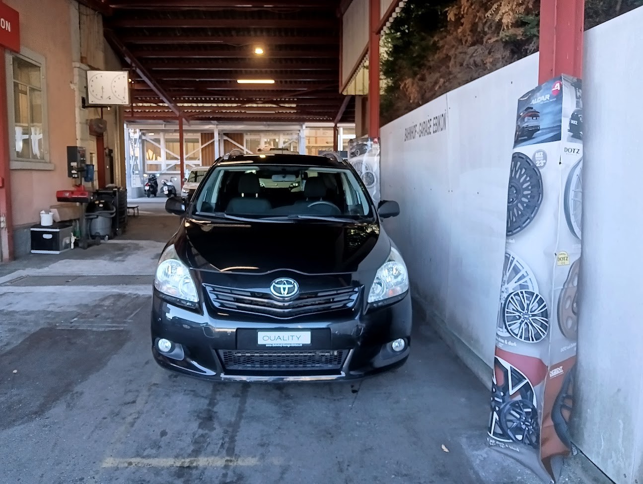 TOYOTA Verso 1.8 Linea Sol Premium-image-1