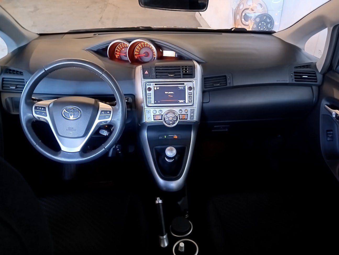 TOYOTA Verso 1.8 Linea Sol Premium-image-6