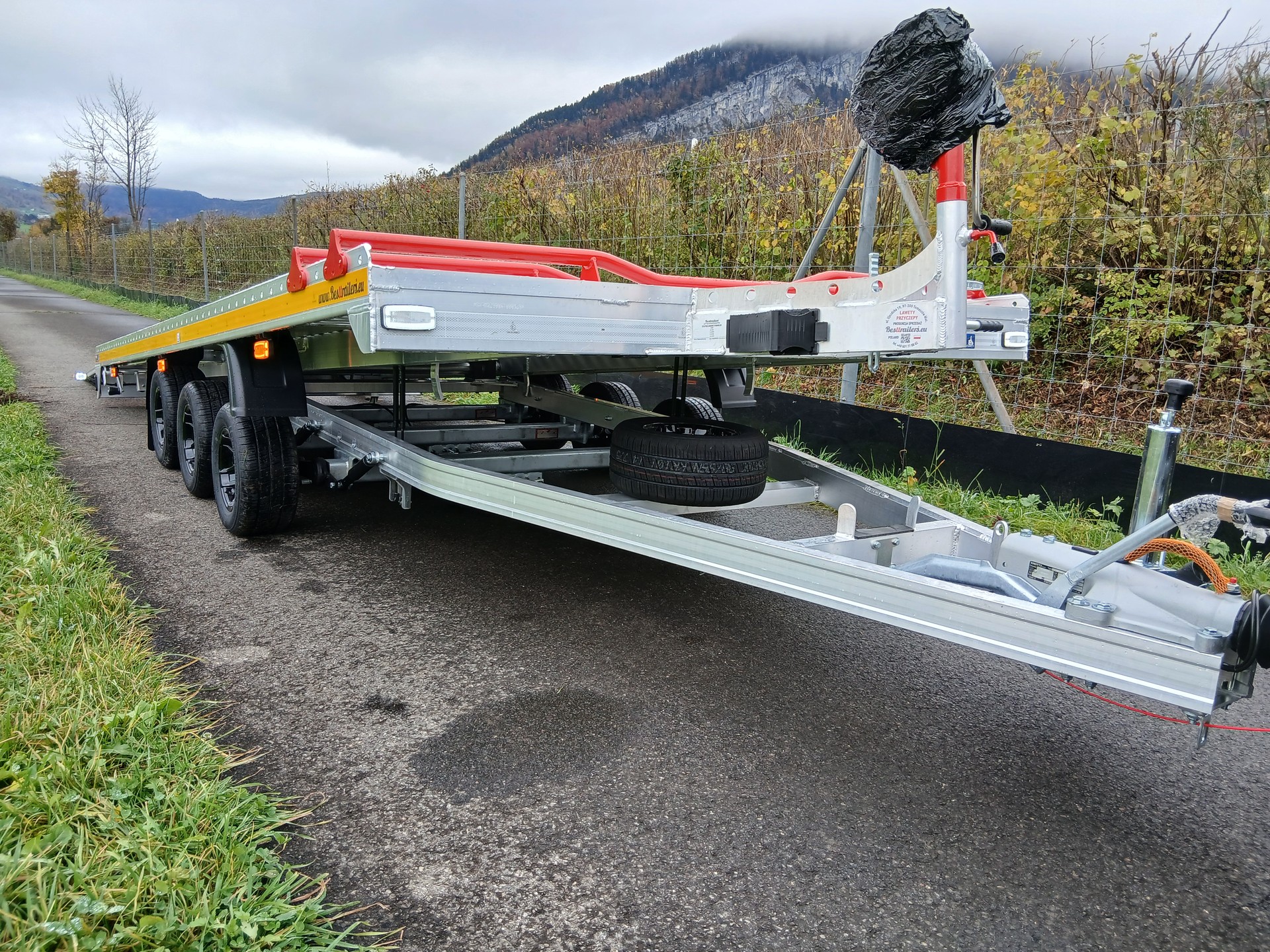BESTTRAILERS SILVERSTONE 3'500kg Vollalu 5.2 Meter und 10 Zoll Räder-image-4