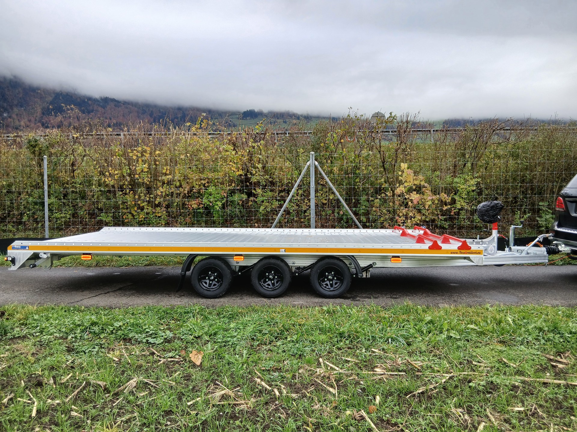 BESTTRAILERS SILVERSTONE 3'500kg Vollalu 5.2 Meter und 10 Zoll Räder-image-7