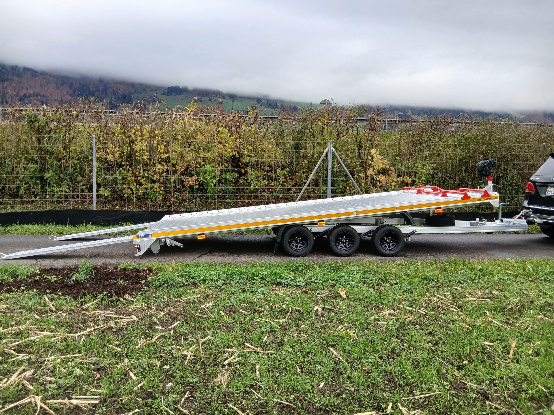 BESTTRAILERS SILVERSTONE 3'500kg Vollalu 5.2 Meter und 10 Zoll Räder-image-1