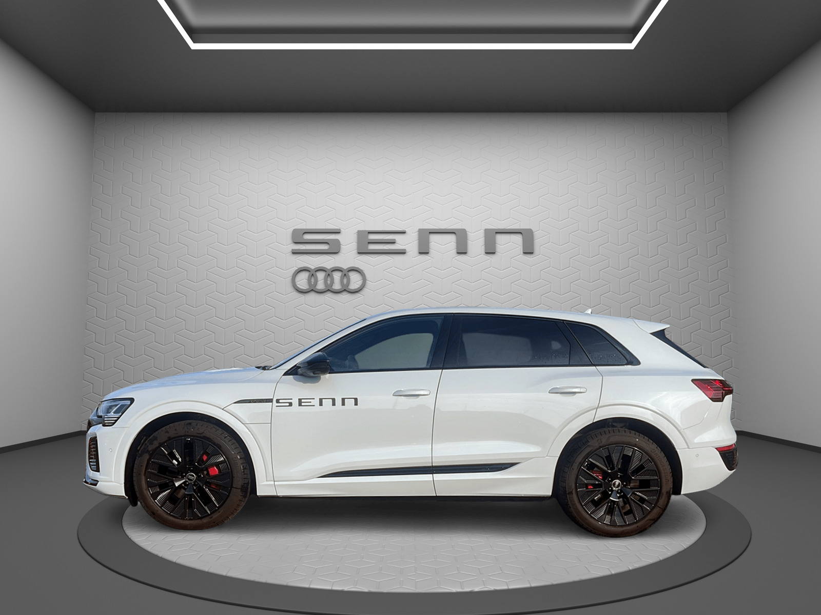 AUDI Q8 55 e-tron Black Edition quattro-image-1