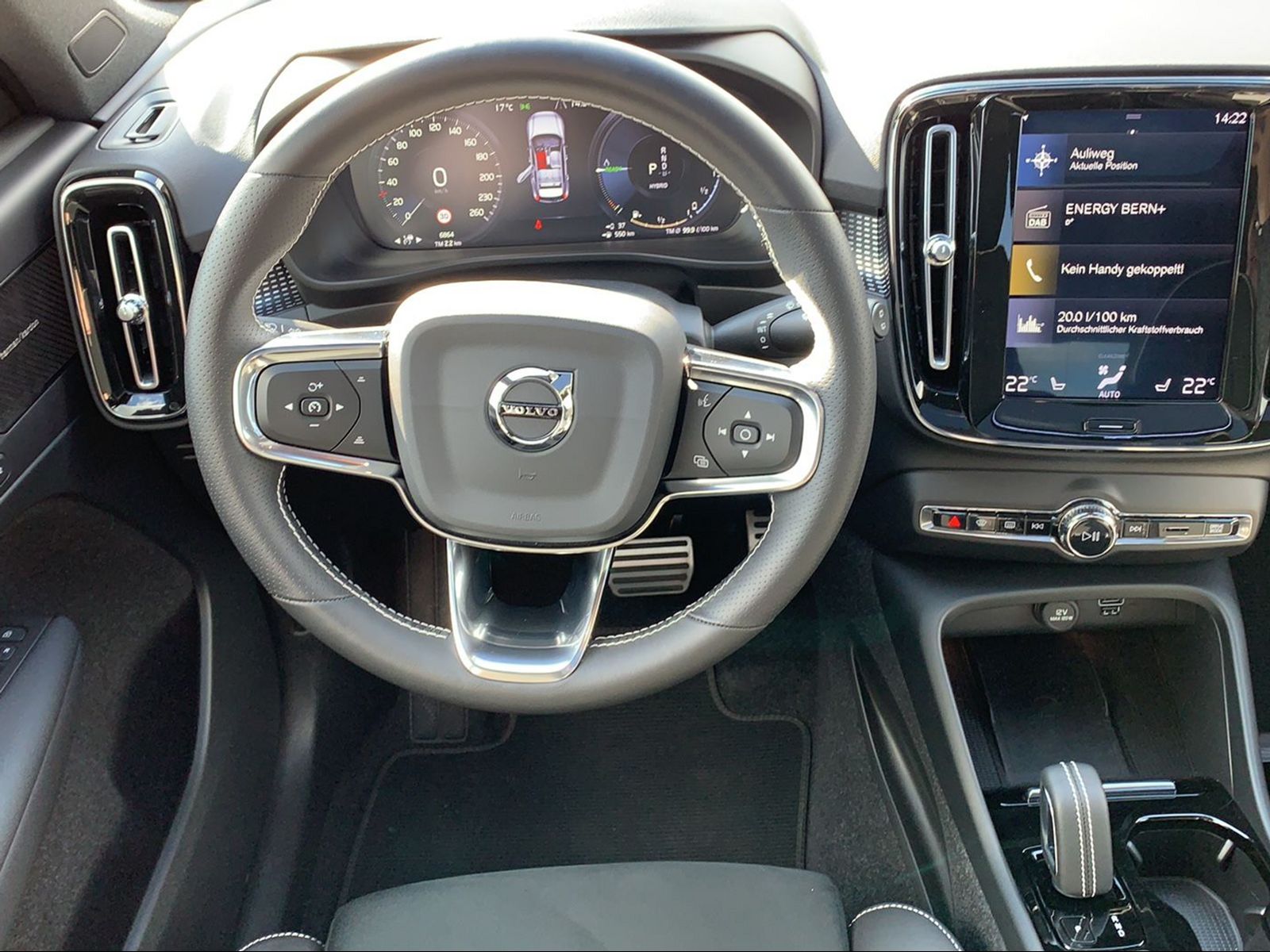 VOLVO XC40 1.5 T5 TE R-Design-image-5