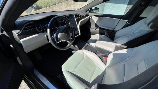 TESLA S90D-image-4