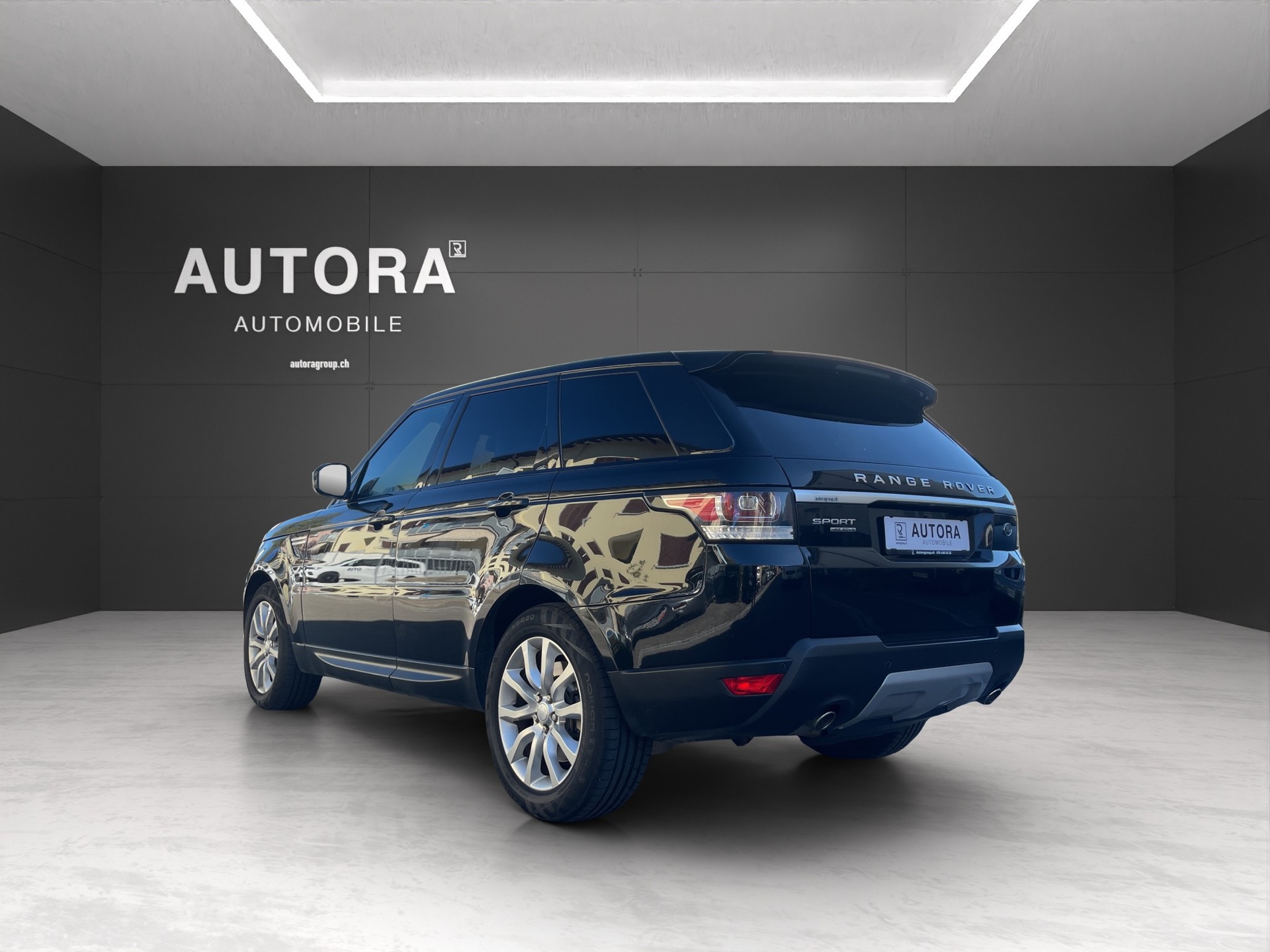 LAND ROVER Range Rover Sport 3.0 SDV6 HSE Dynamic Automatic-image-4