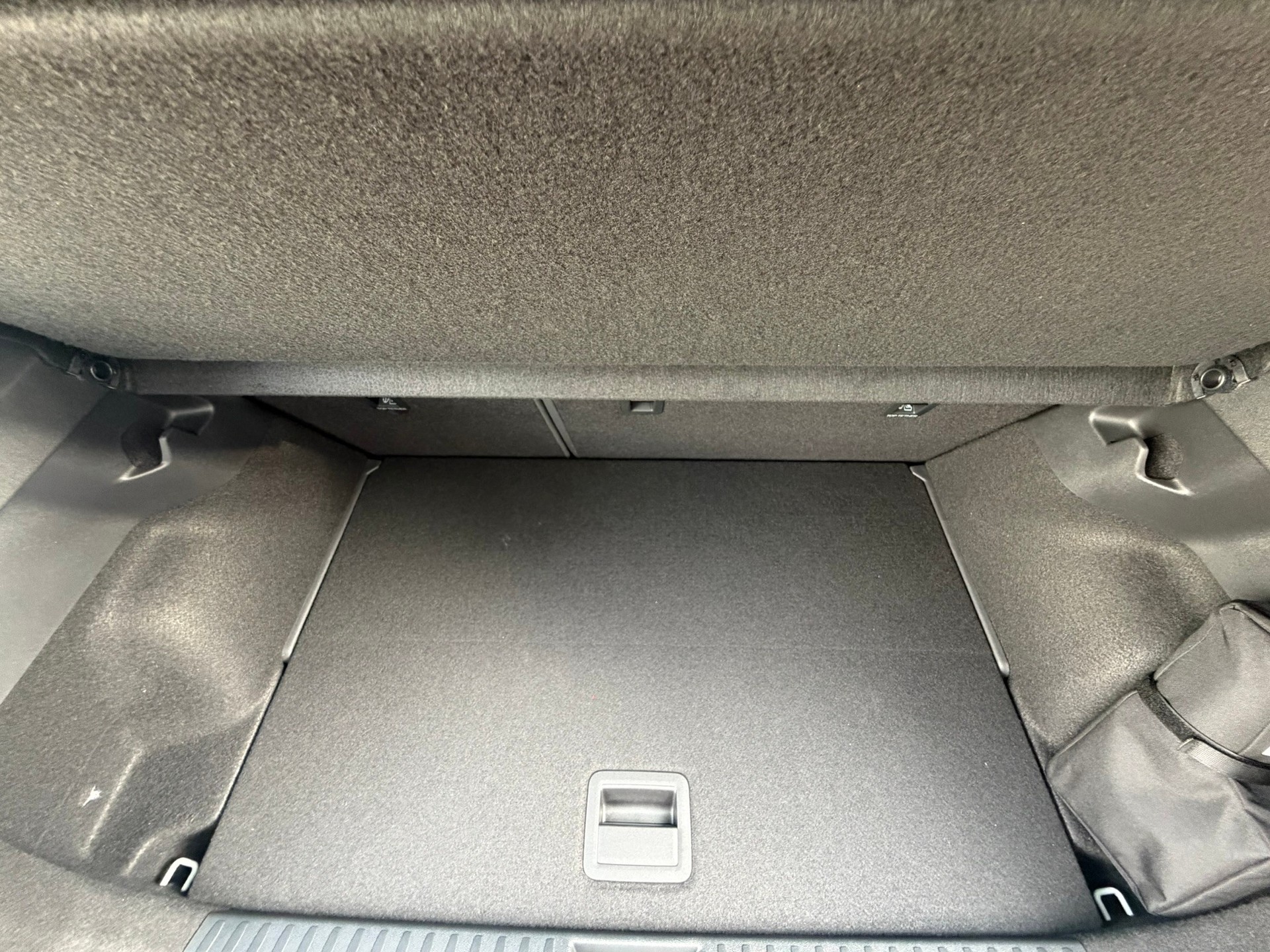 VW ID.Polo 52 kWh Style Edition One Plus-image-32