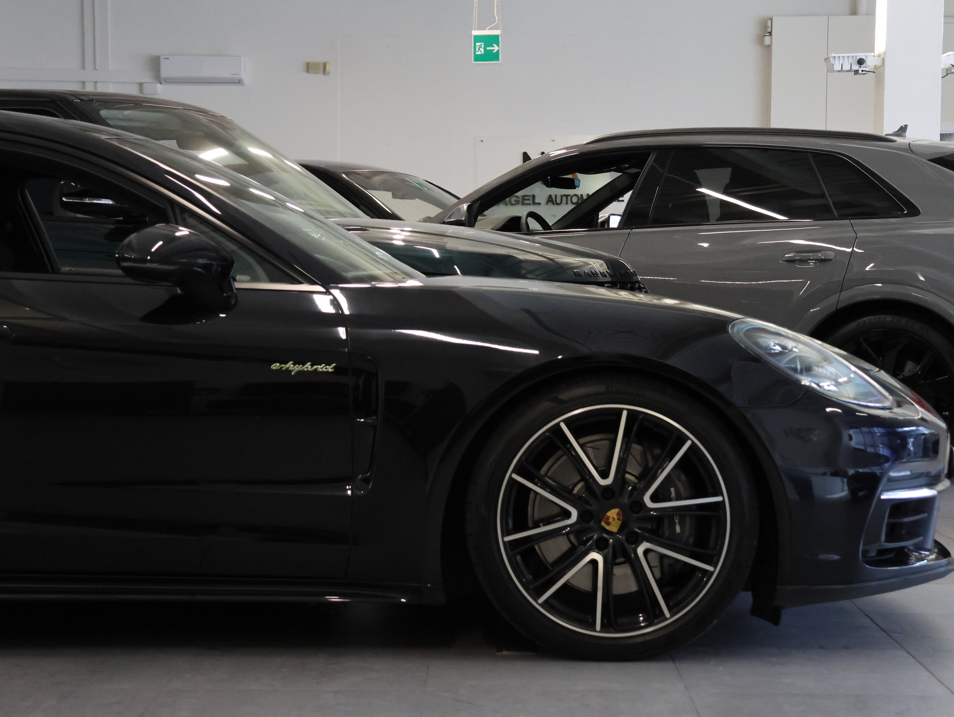 PORSCHE Panamera 4 E-Hybrid Sport Turismo PDK *SPORT-CHRONO*-image-10