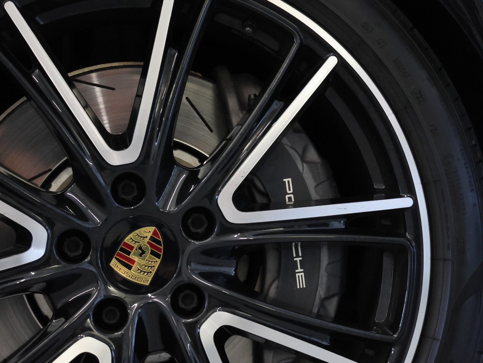 PORSCHE Panamera 4 E-Hybrid Sport Turismo PDK *SPORT-CHRONO*-image-12