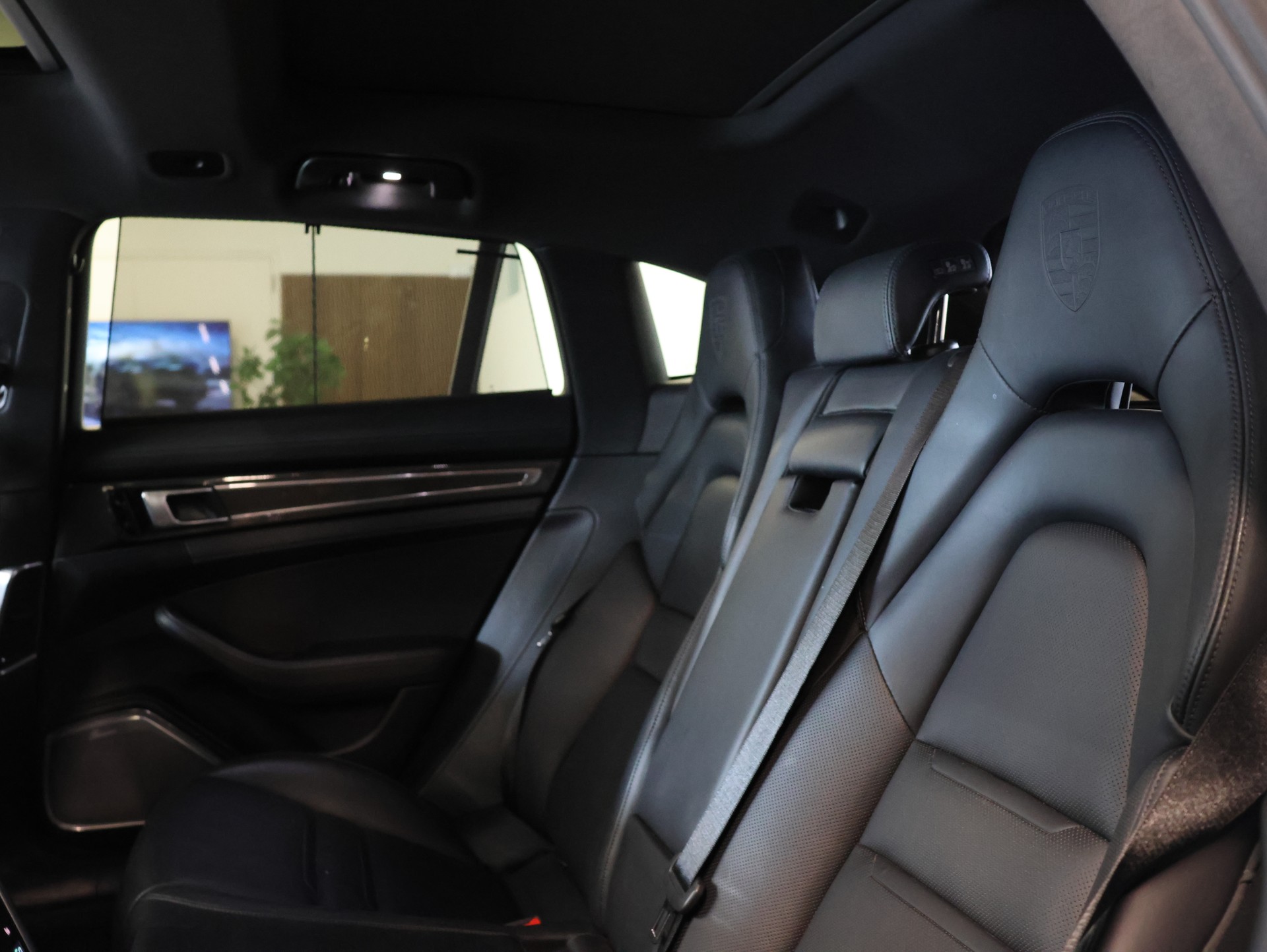 PORSCHE Panamera 4 E-Hybrid Sport Turismo PDK *SPORT-CHRONO*-image-35