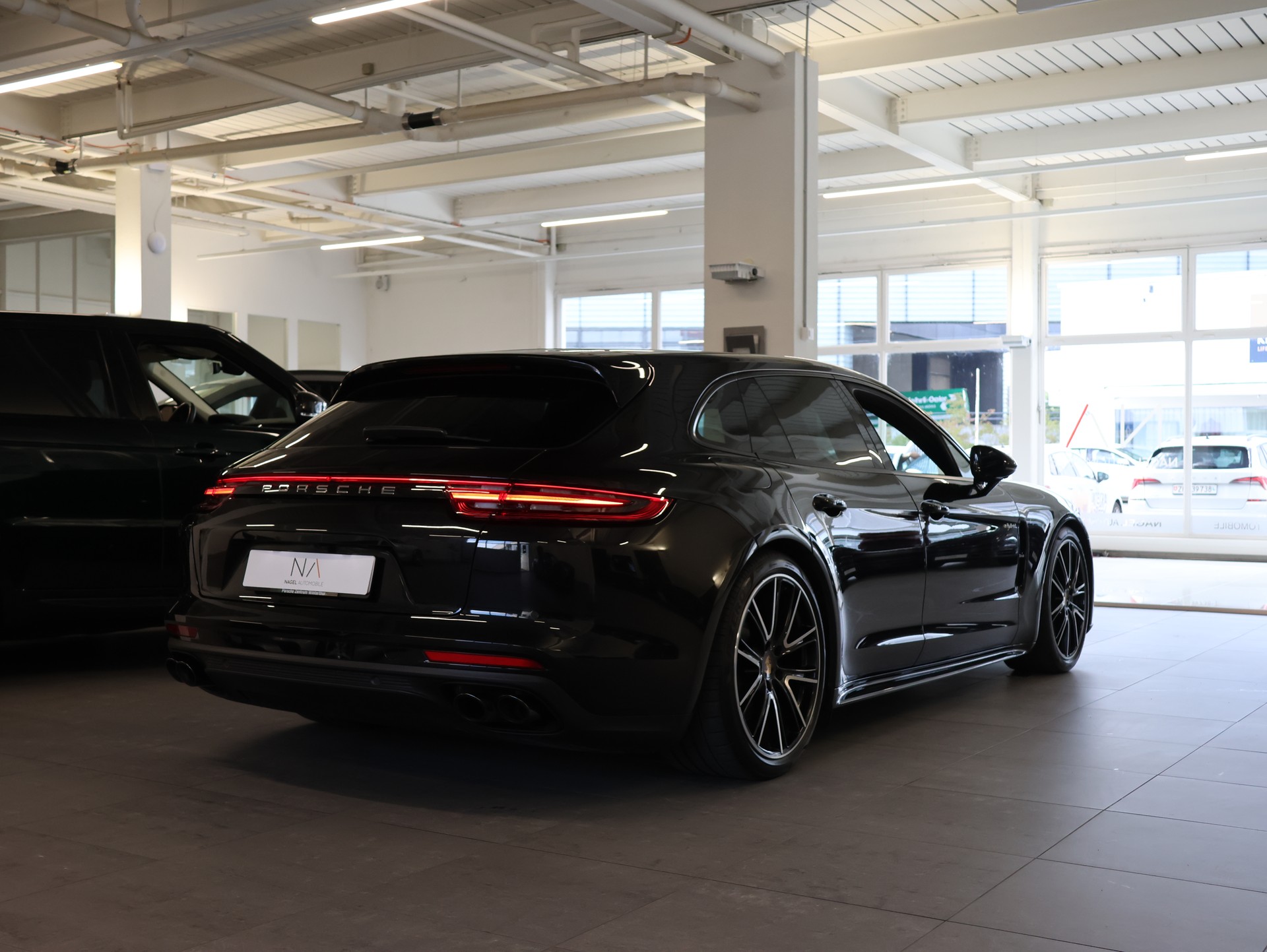PORSCHE Panamera 4 E-Hybrid Sport Turismo PDK *SPORT-CHRONO*-image-7
