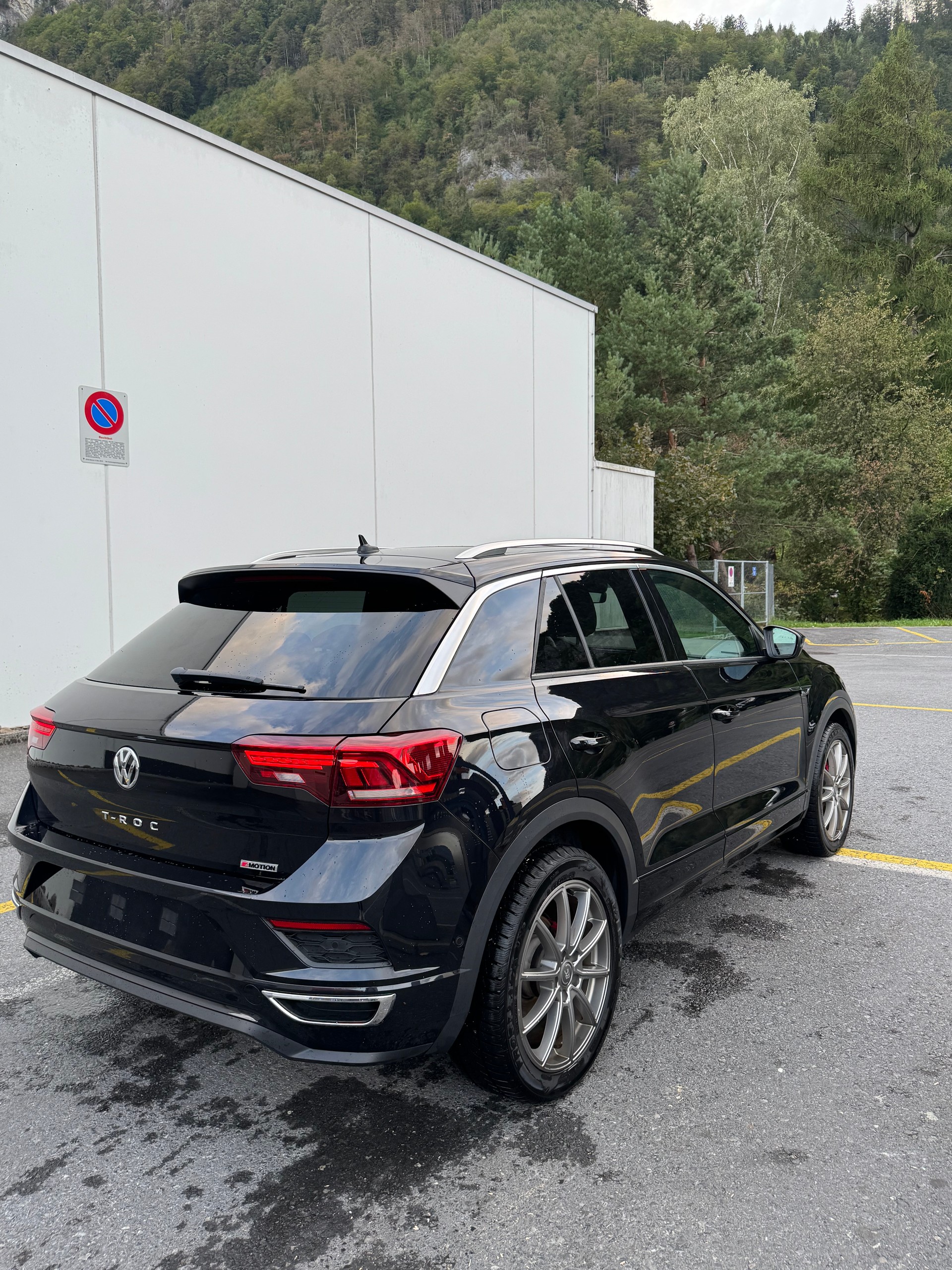 VW 2.0 TSI R Sport DSG 4motion- 8 Fachbereift-image-3