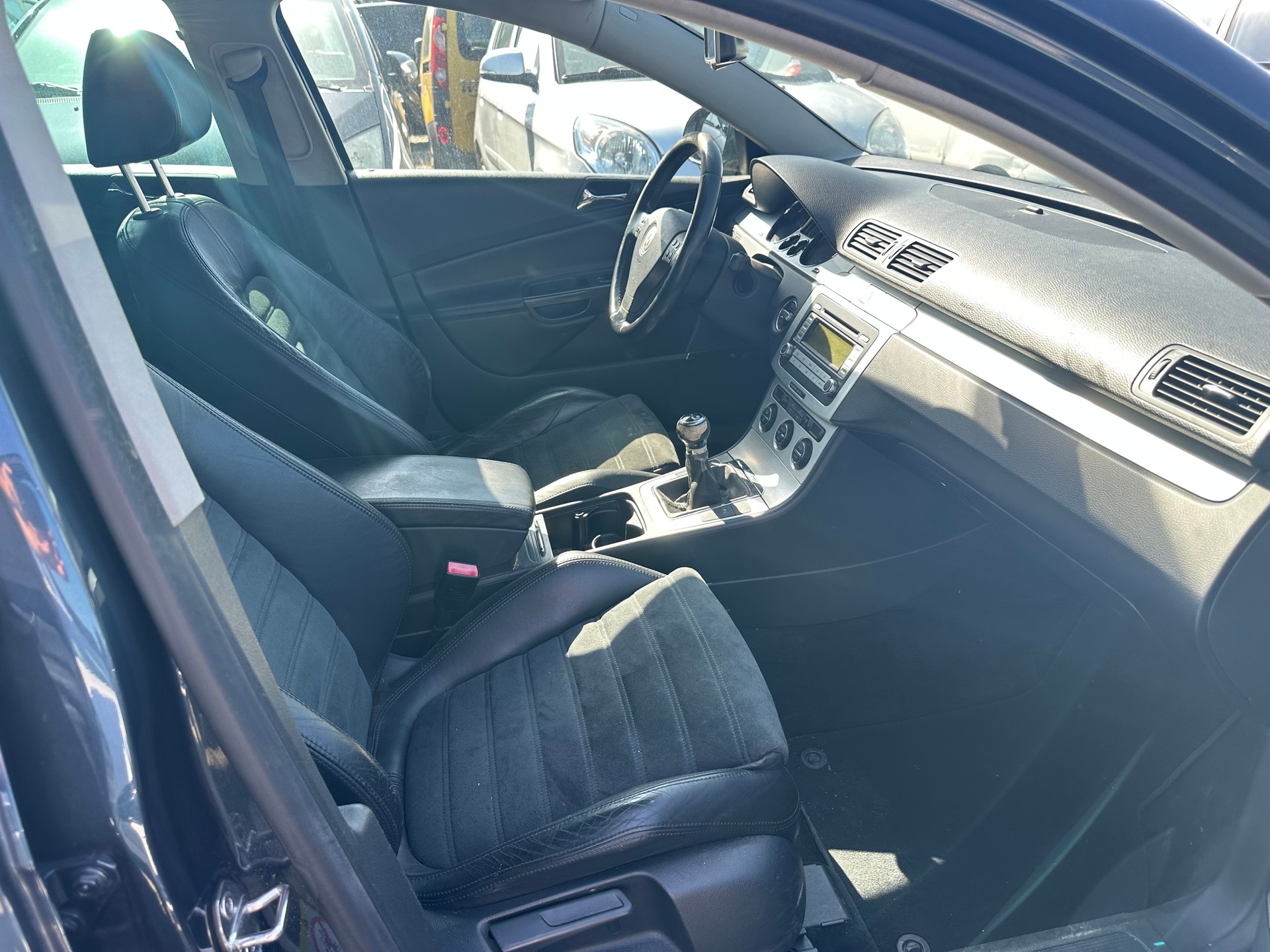 VW Passat Variant 2.0 TDI Comfortline-image-4