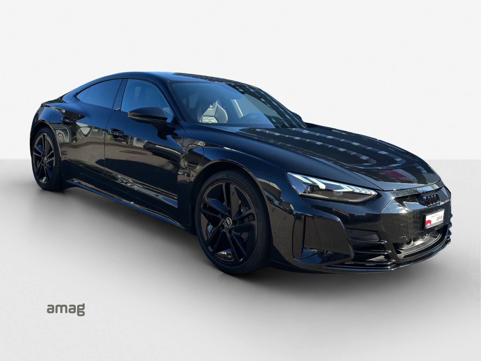 AUDI e-tron GT quattro-image-5
