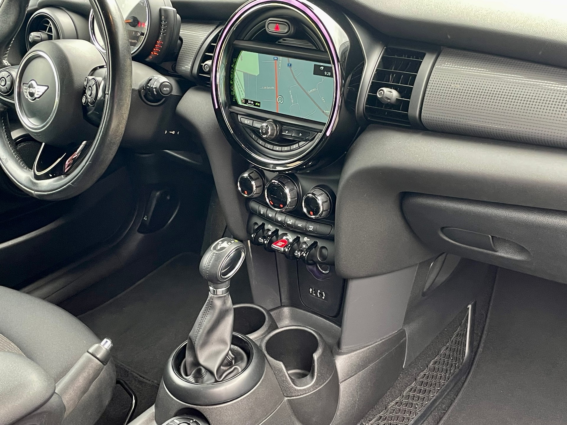 MINI One Steptronic-image-10