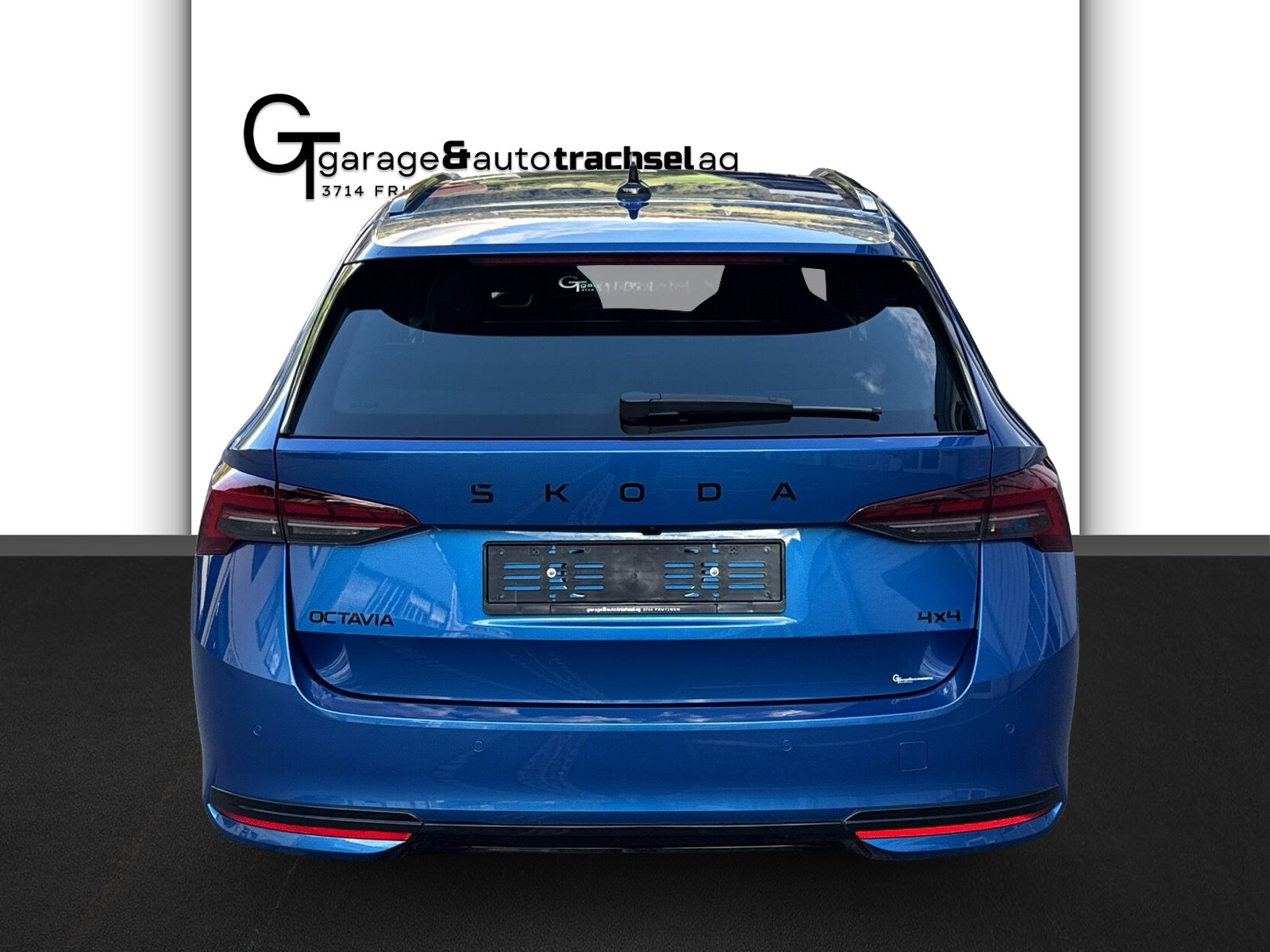 SKODA Octavia Combi 2.0 TSI DSG Sport Line 4x4-image-3