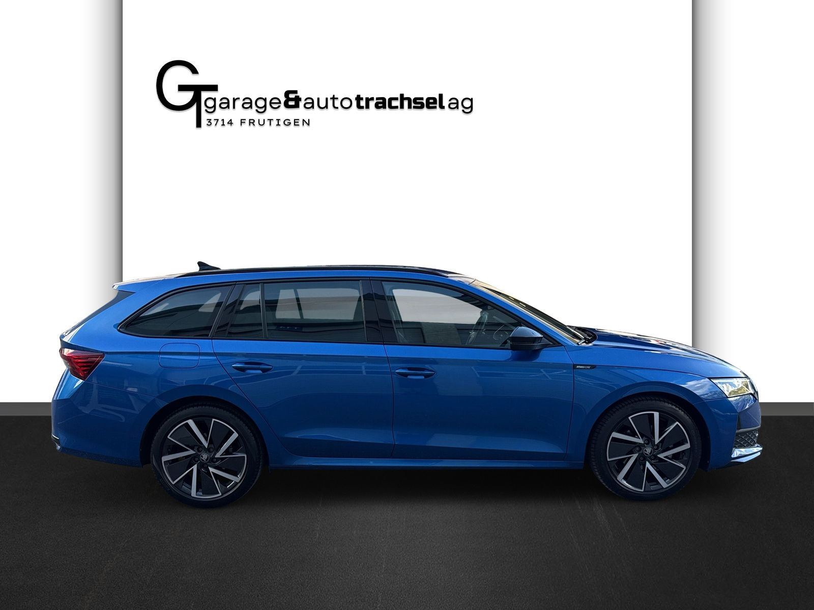 SKODA Octavia Combi 2.0 TSI DSG Sport Line 4x4-image-5