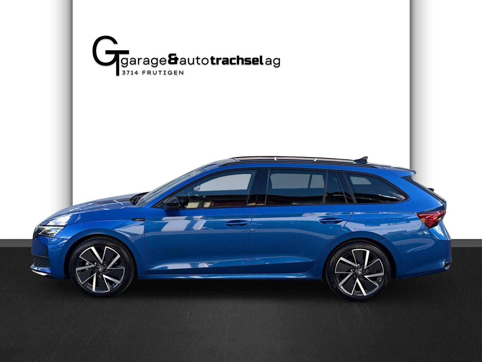 SKODA Octavia Combi 2.0 TSI DSG Sport Line 4x4-image-1