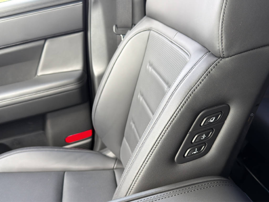 HYUNDAI Santa Fe 1.6 T-GDi PHEV Calligraphy-image-18