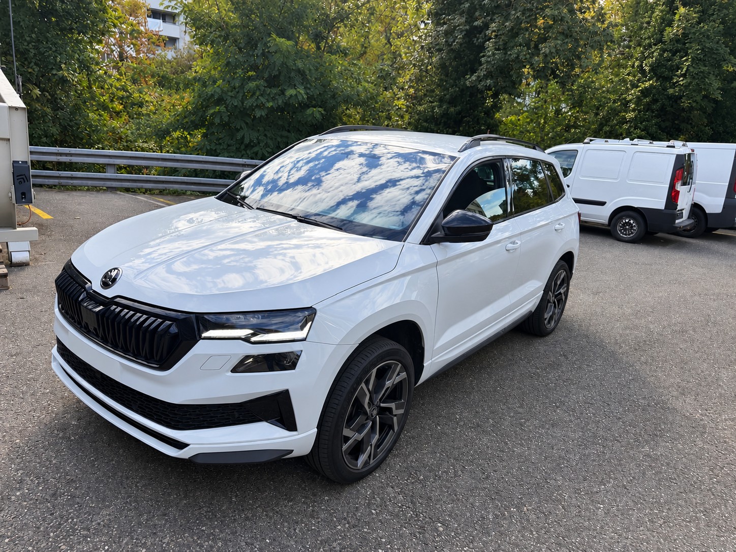 SKODA 2.0 TDI SportLine 4x4 DSG-image-0