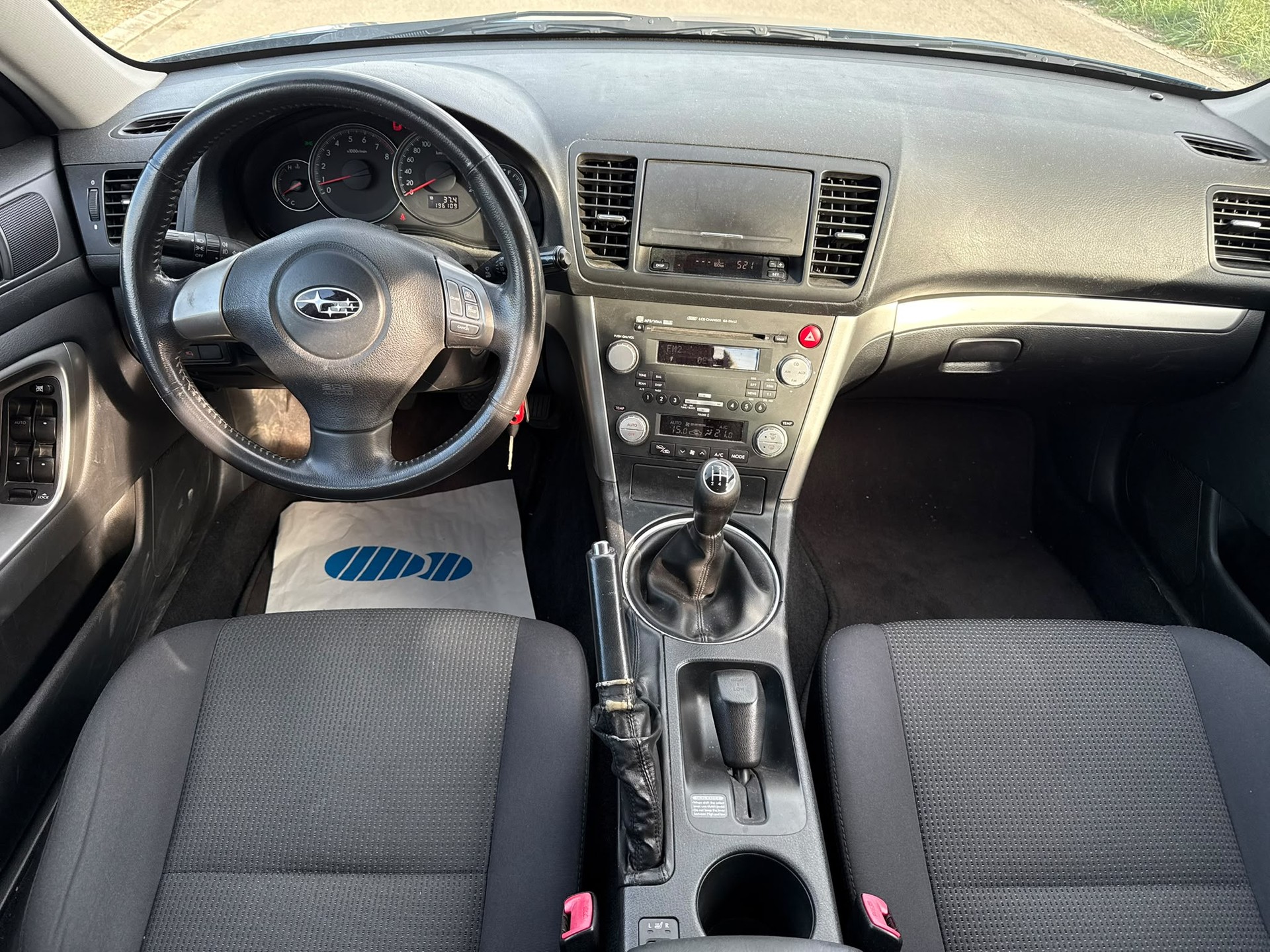 SUBARU Legacy 2.0R AWD Swiss-image-8