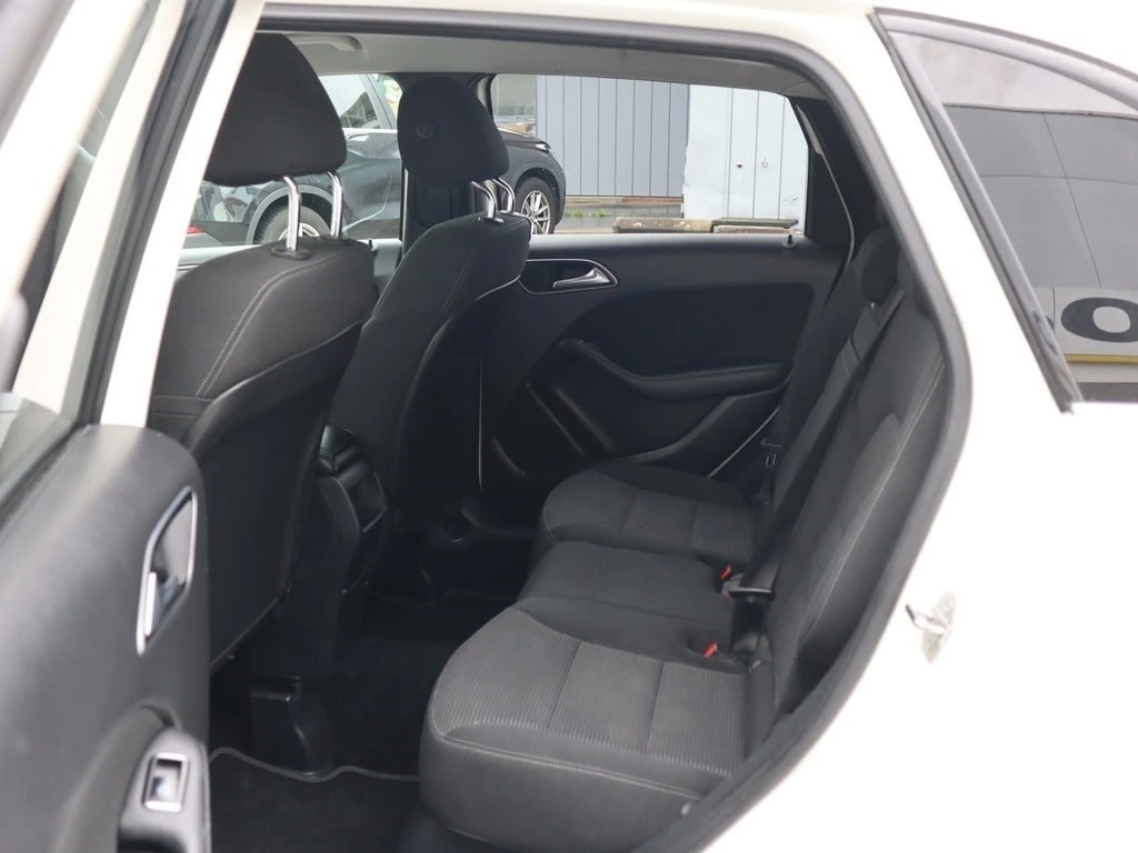 MERCEDES-BENZ B 220 Style 4Matic 7G-DCT ** Frisch ab MFK und Service **-image-10