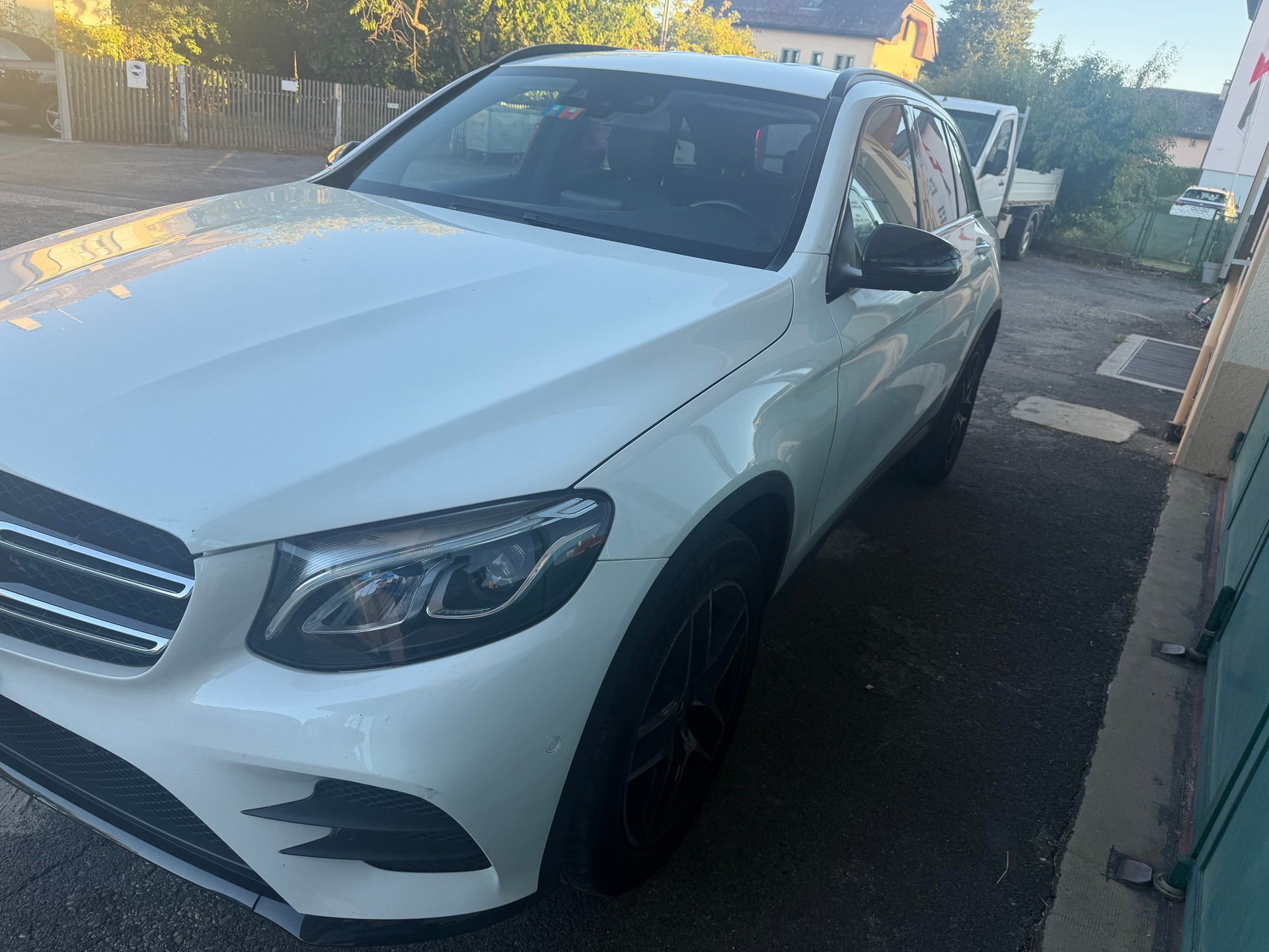 MERCEDES-BENZ GLC 250 d 4Matic 9G-Tronic-image-1