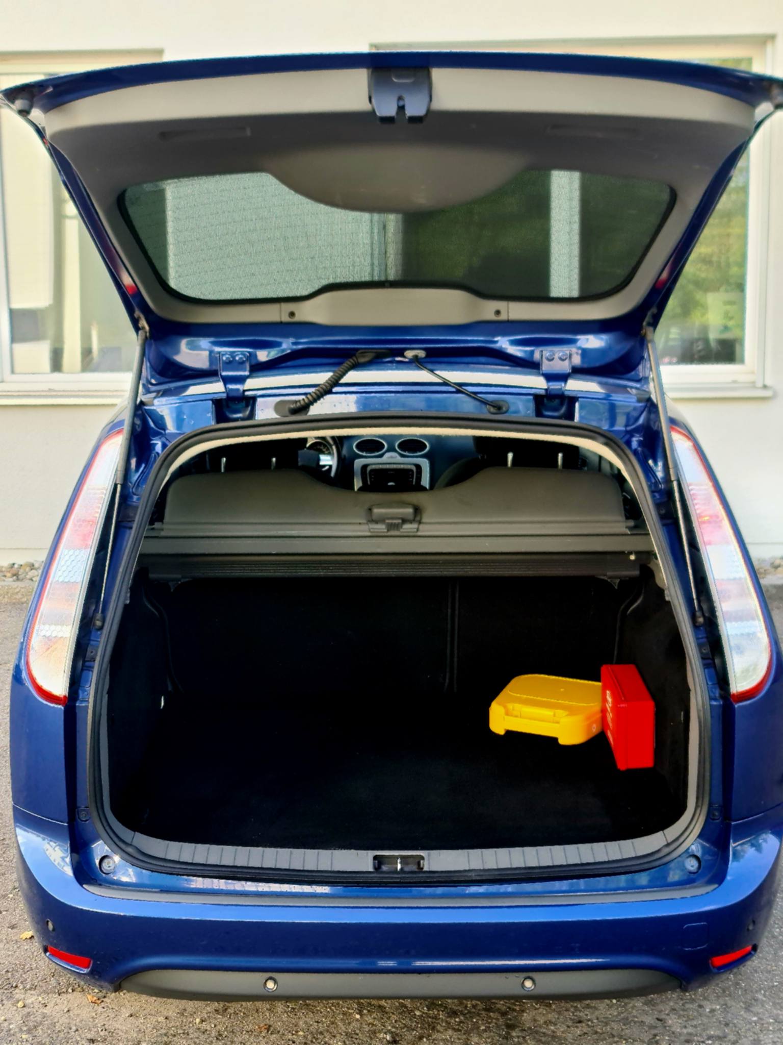 FORD Focus 1.8i Flexifuel Titanium-image-10