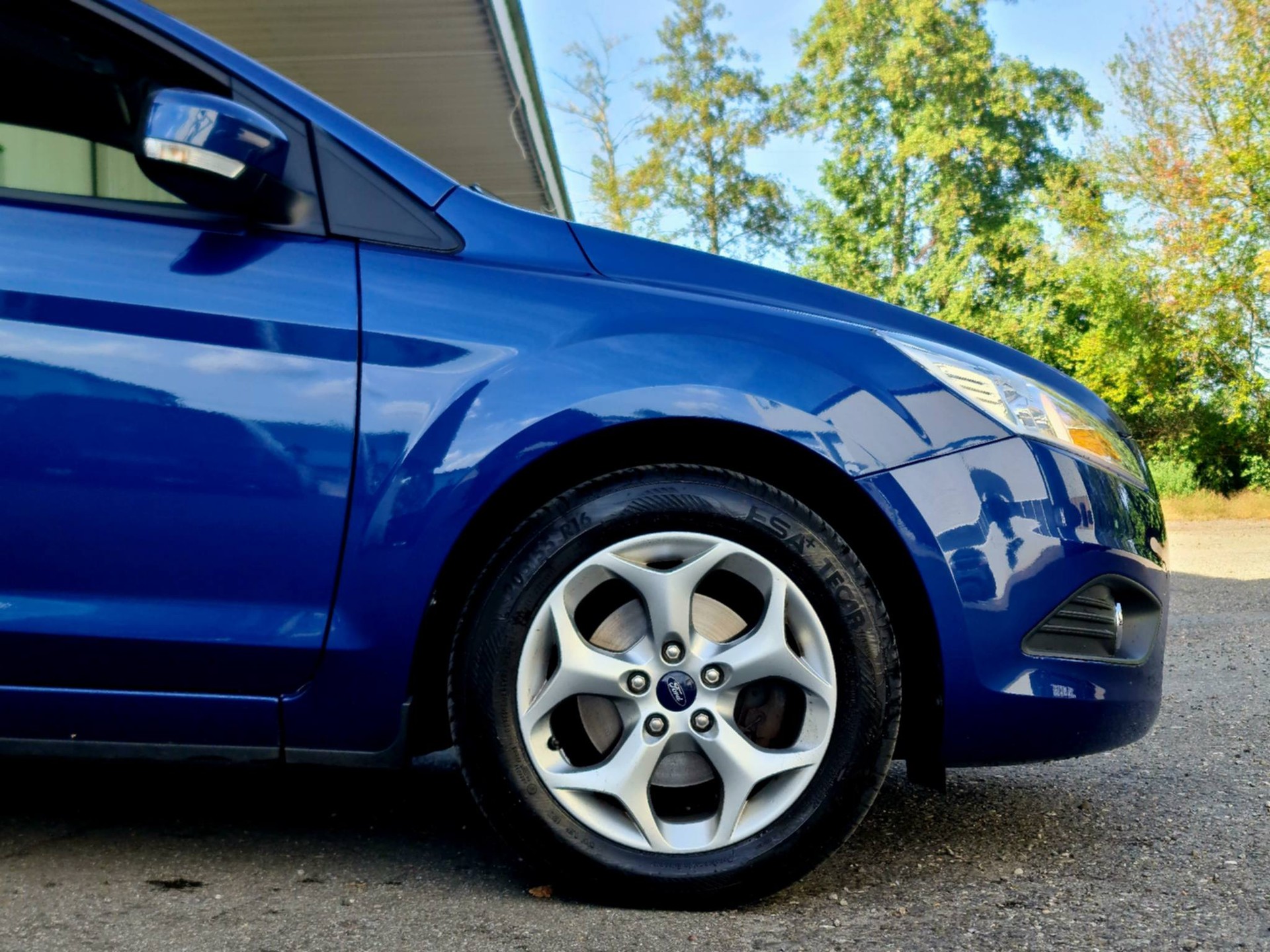 FORD Focus 1.8i Flexifuel Titanium-image-5