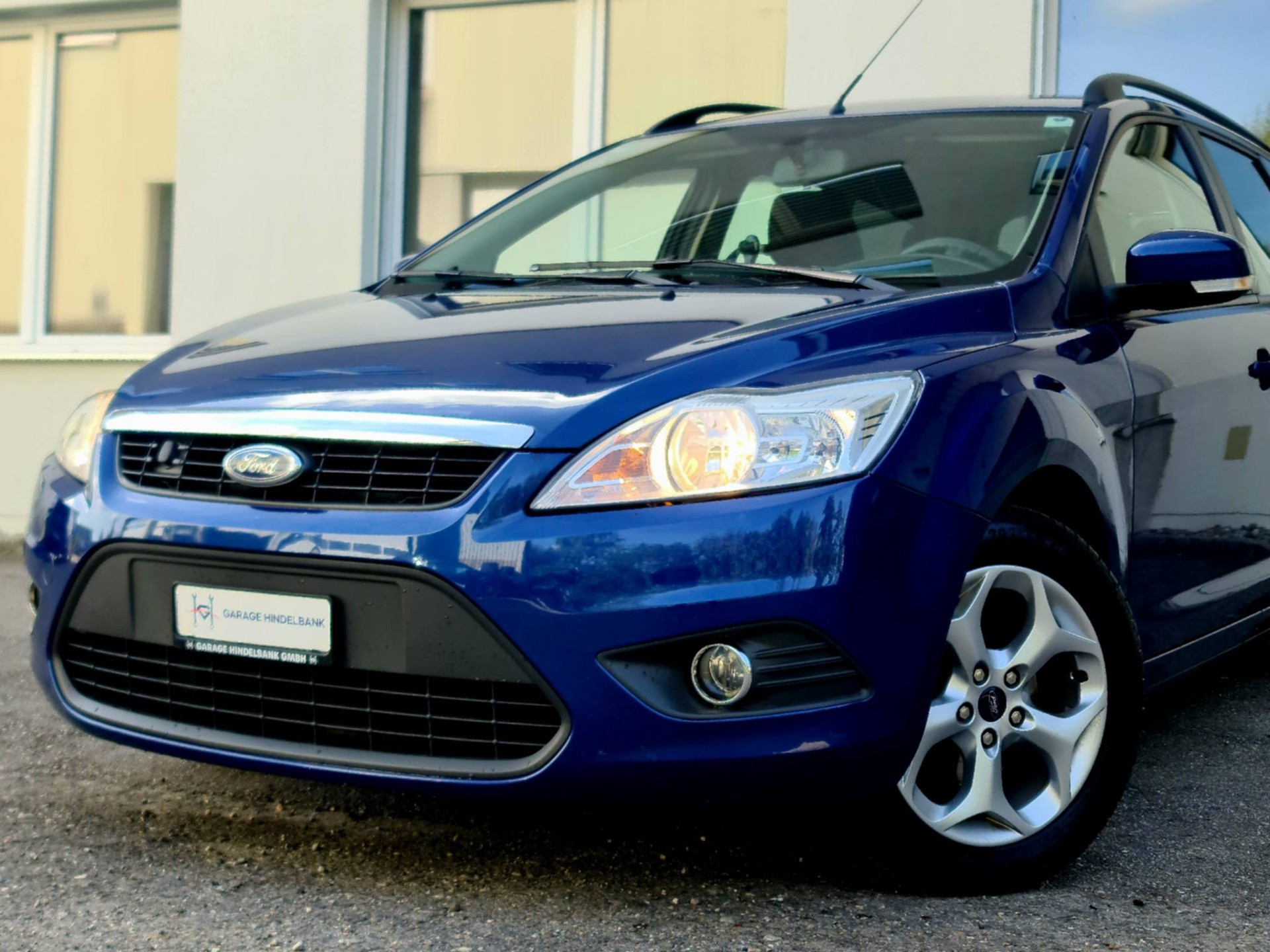 FORD Focus 1.8i Flexifuel Titanium-image-2