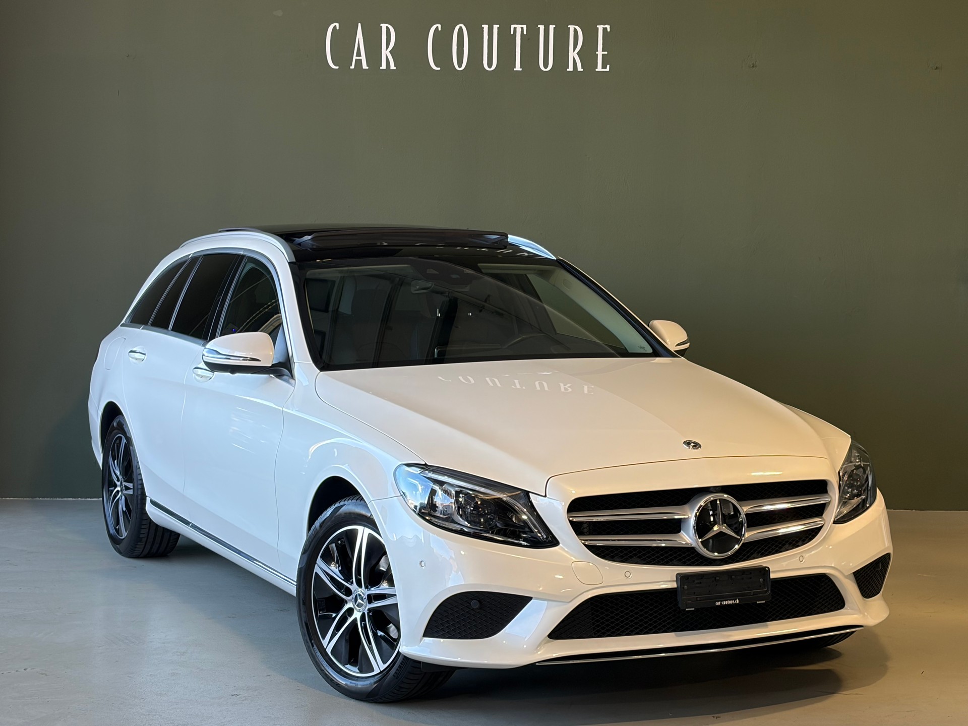 MERCEDES-BENZ C 220 d 4Matic 9G-Tronic *CH-Fahrzeug*STANDHEIZUNG*Panoramadach*-image-3
