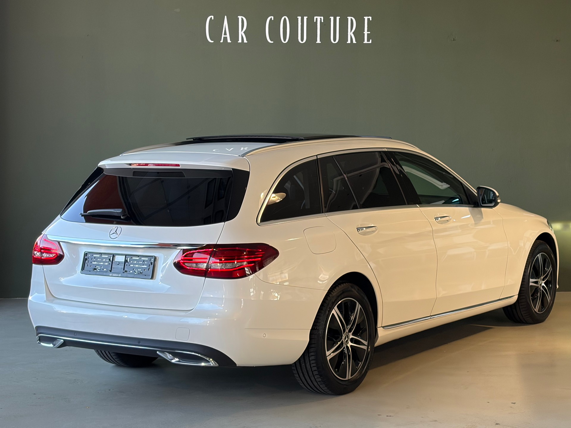 MERCEDES-BENZ C 220 d 4Matic 9G-Tronic *CH-Fahrzeug*STANDHEIZUNG*Panoramadach*-image-4