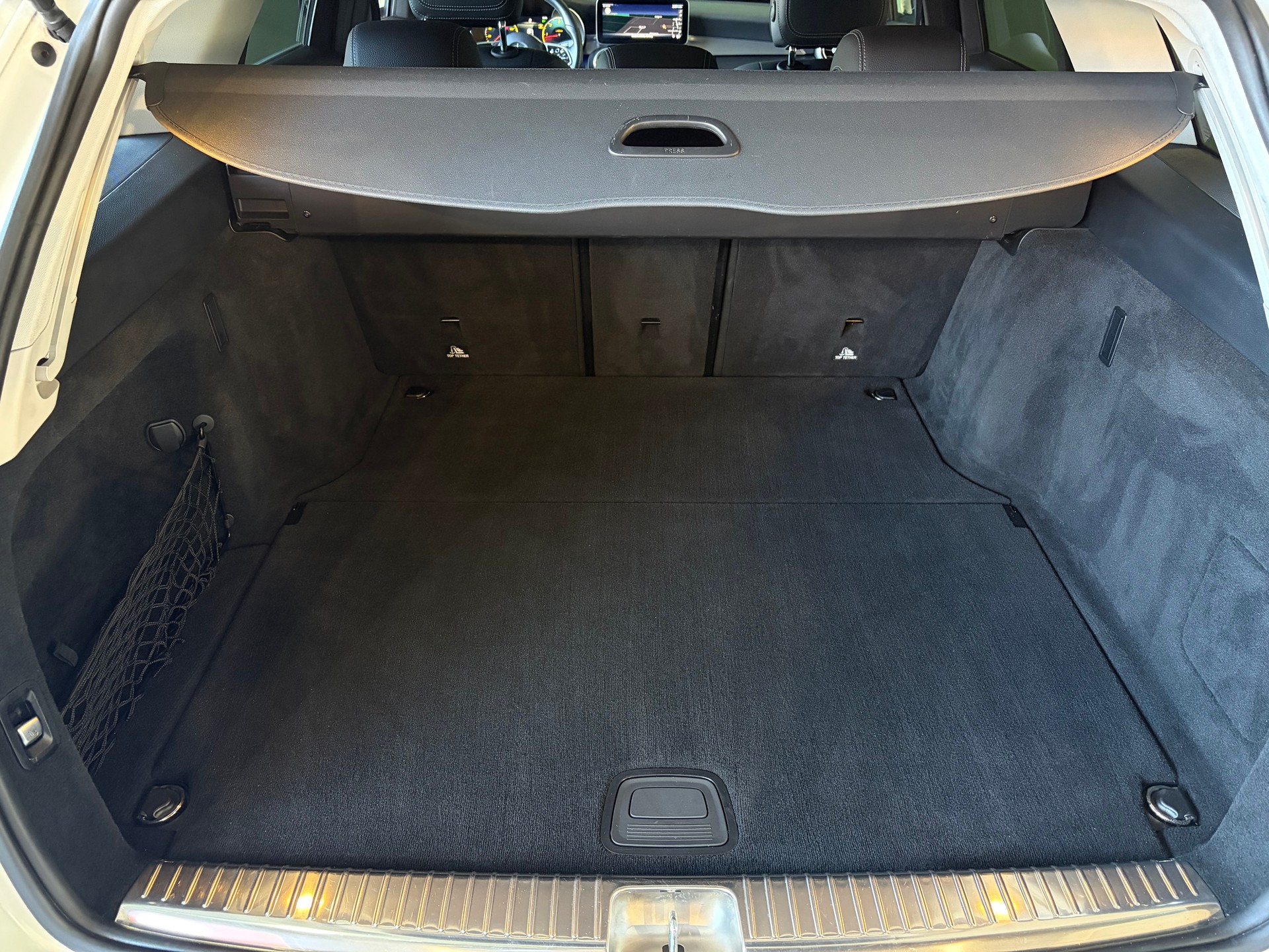MERCEDES-BENZ C 220 d 4Matic 9G-Tronic *CH-Fahrzeug*STANDHEIZUNG*Panoramadach*-image-30
