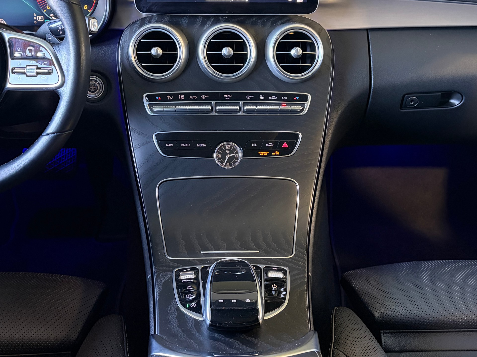 MERCEDES-BENZ C 220 d 4Matic 9G-Tronic *CH-Fahrzeug*STANDHEIZUNG*Panoramadach*-image-11