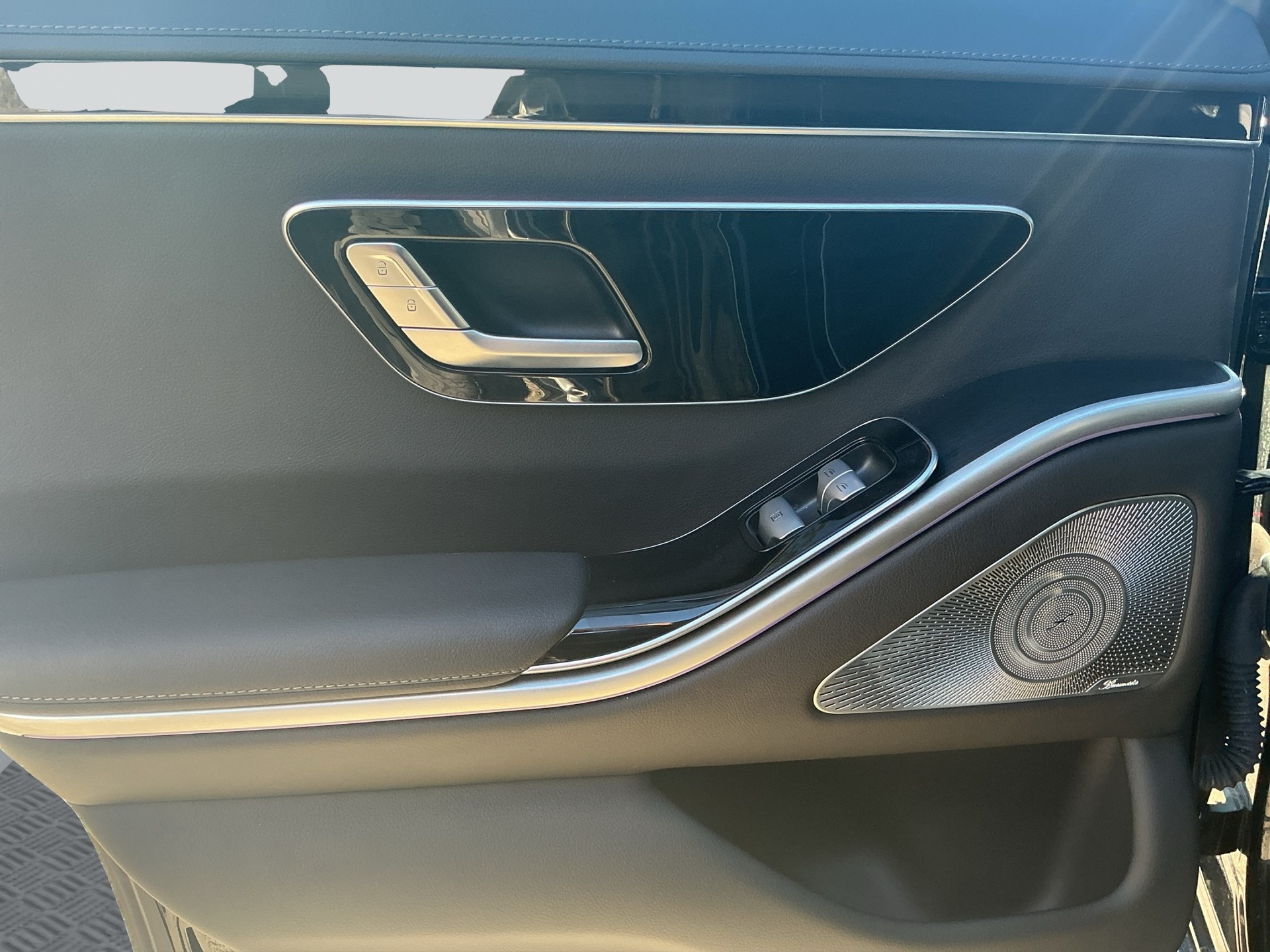 MERCEDES-BENZ S 350 d AMG Line 9G-Tronic-image-8