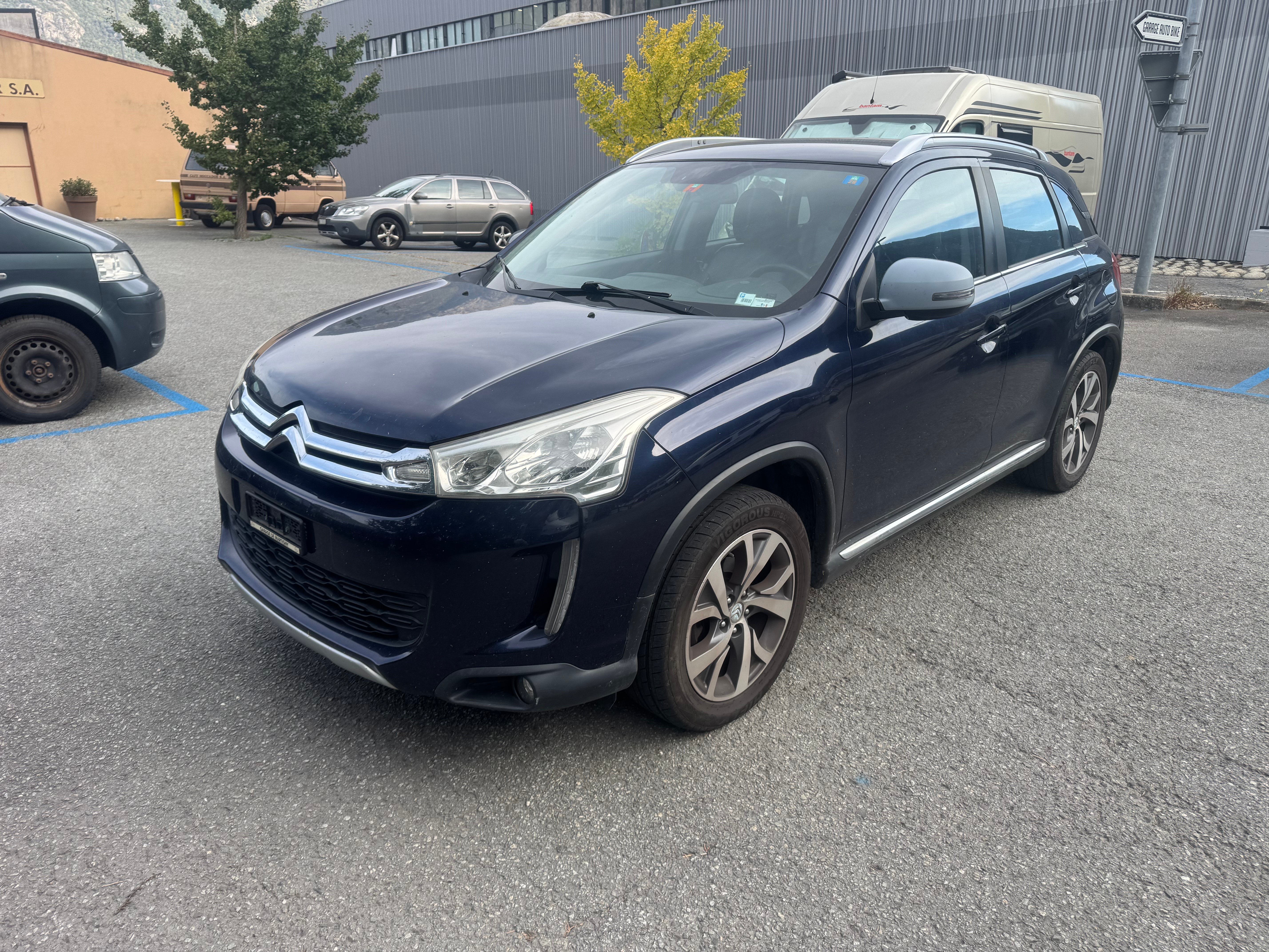 Car photo
