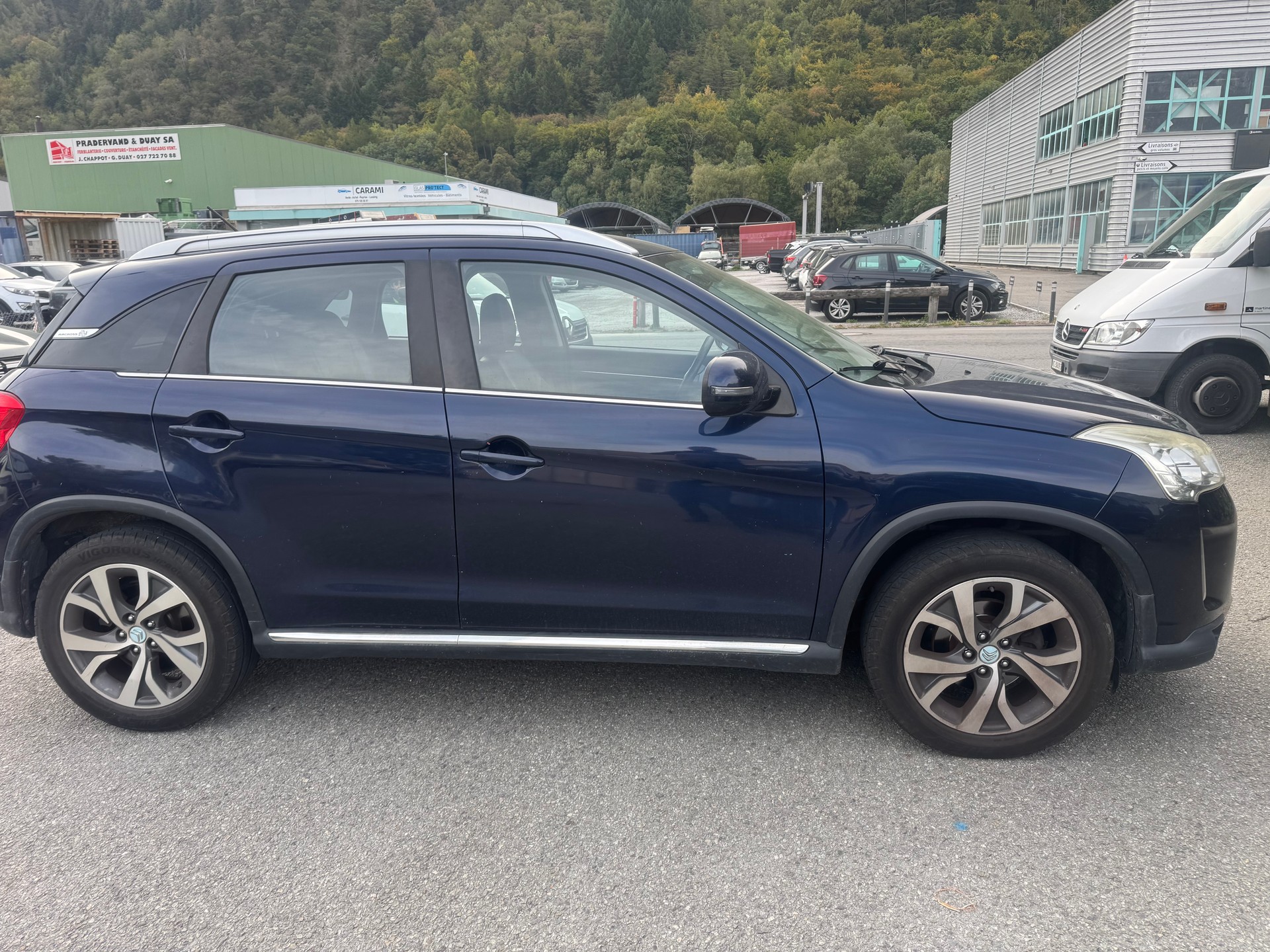 CITROEN C4 Aircross 1.8 HDi Exclusive 4WD-image-3