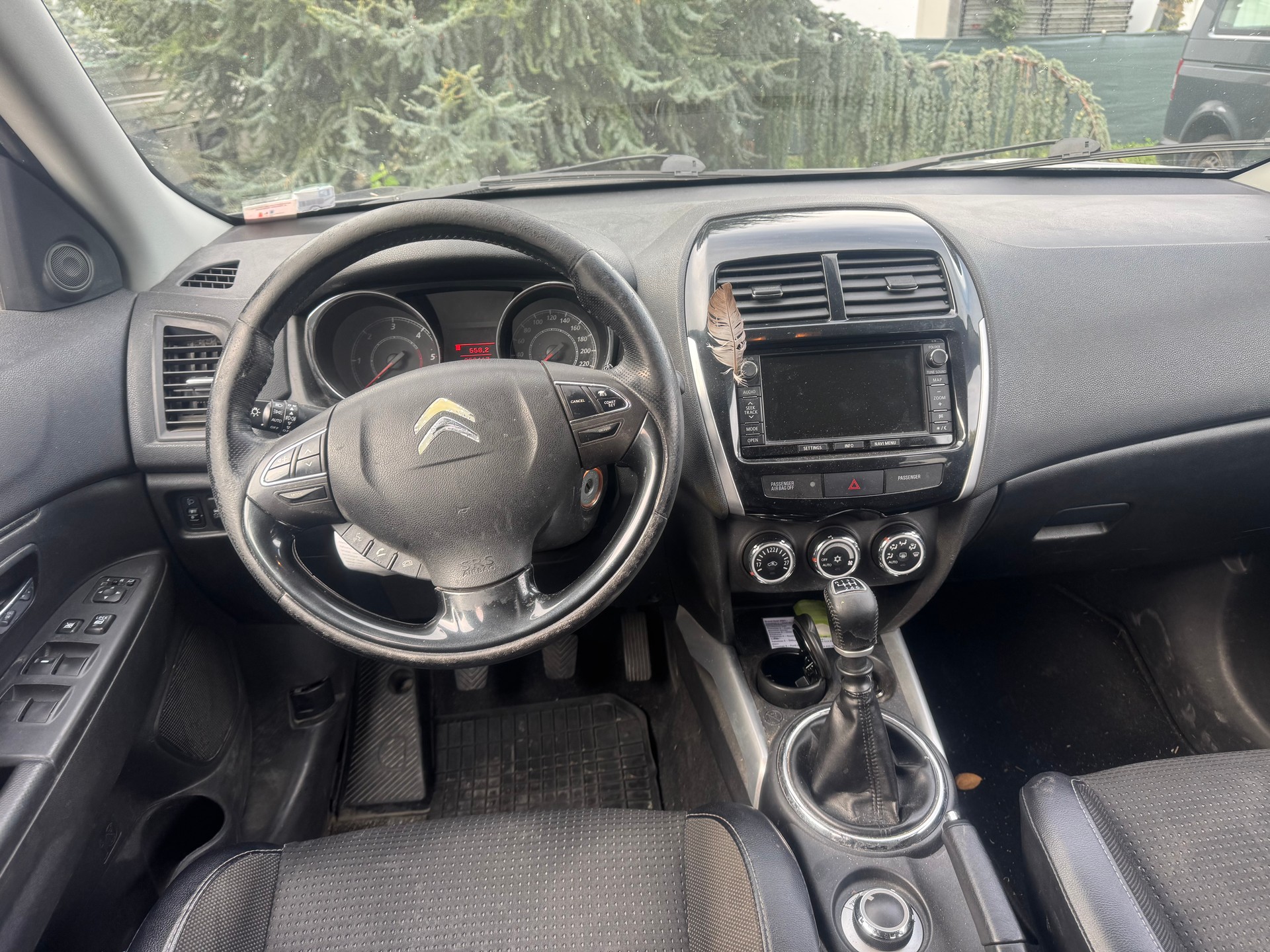 CITROEN C4 Aircross 1.8 HDi Exclusive 4WD-image-9