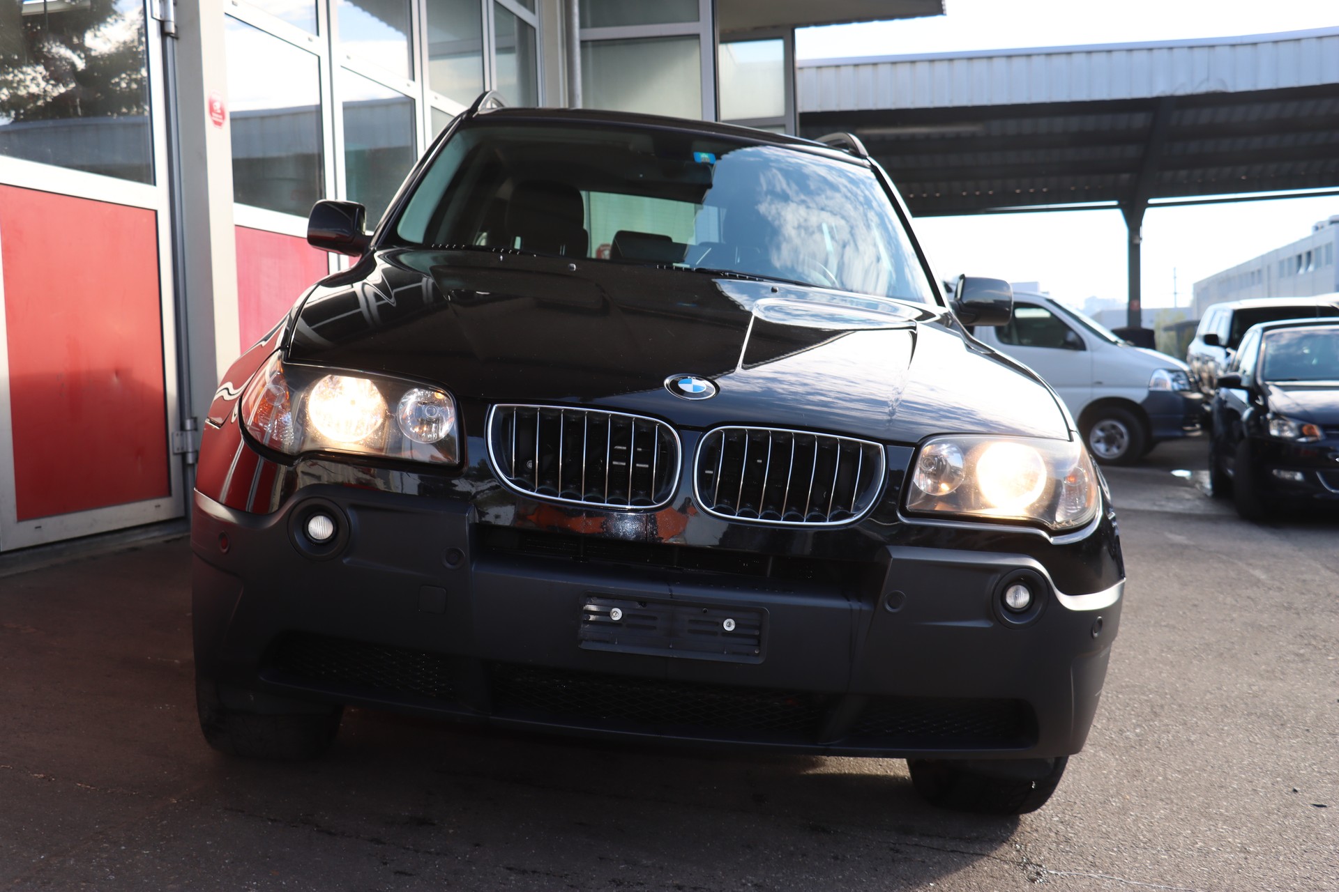 BMW X3 2.5i-image-2