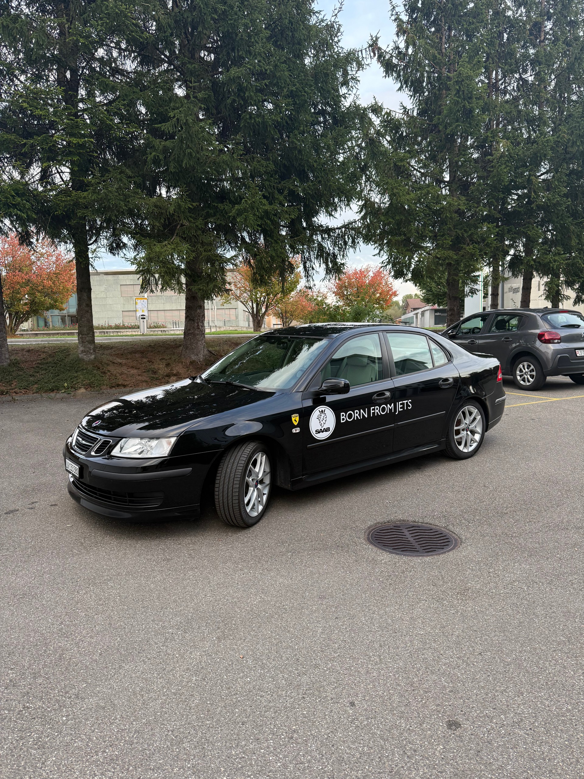 SAAB 1.8 t 150 Vector-image-2