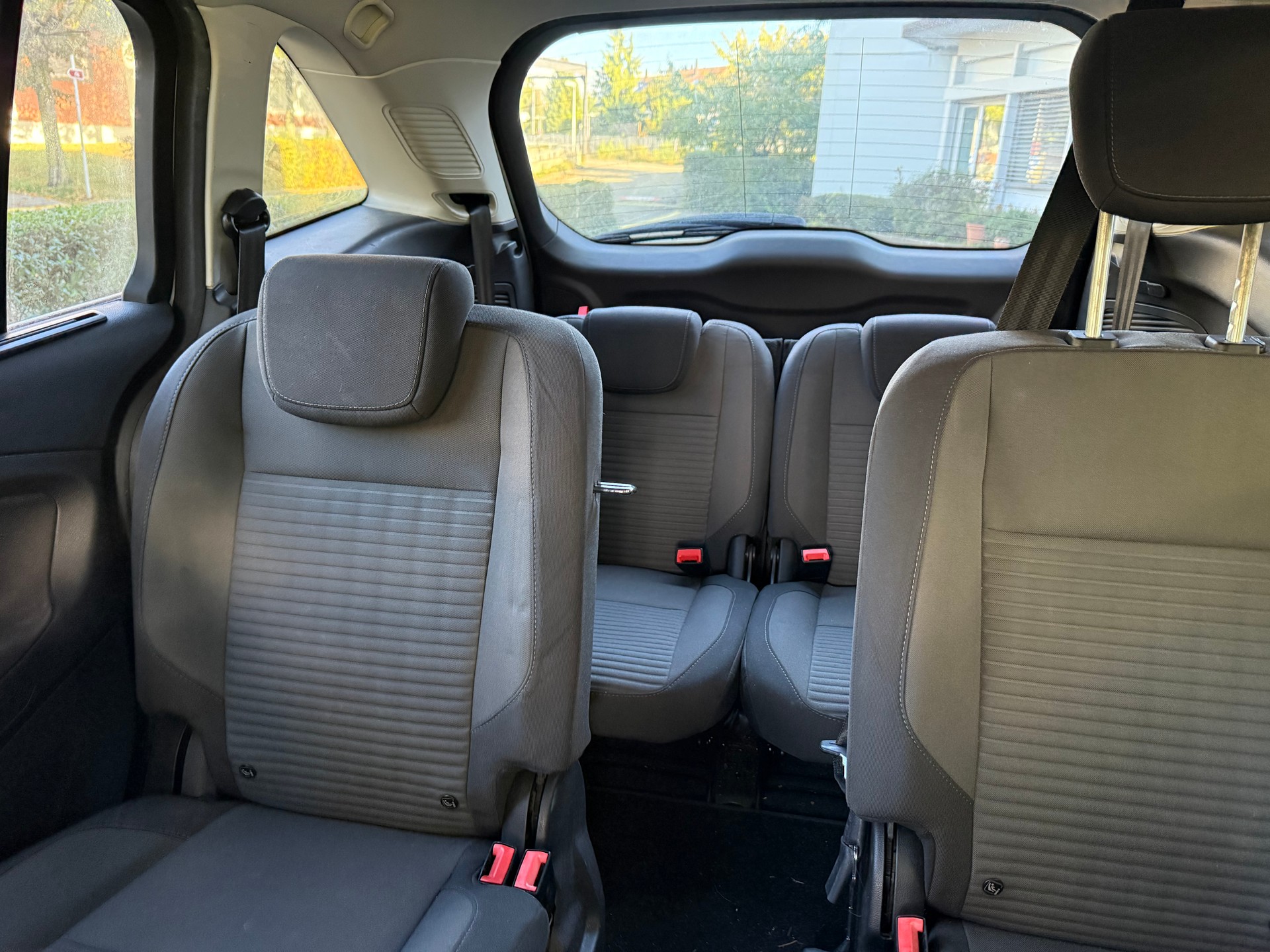FORD GrC-Max 1.5 SCTi Titanium Automat-image-10