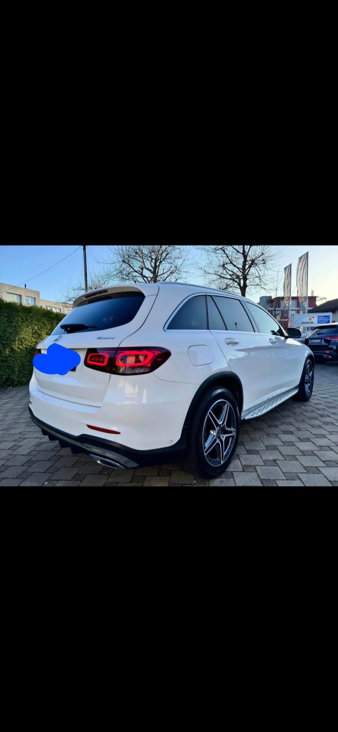 MERCEDES-BENZ GLC 200 AMG Line 4m-image-2
