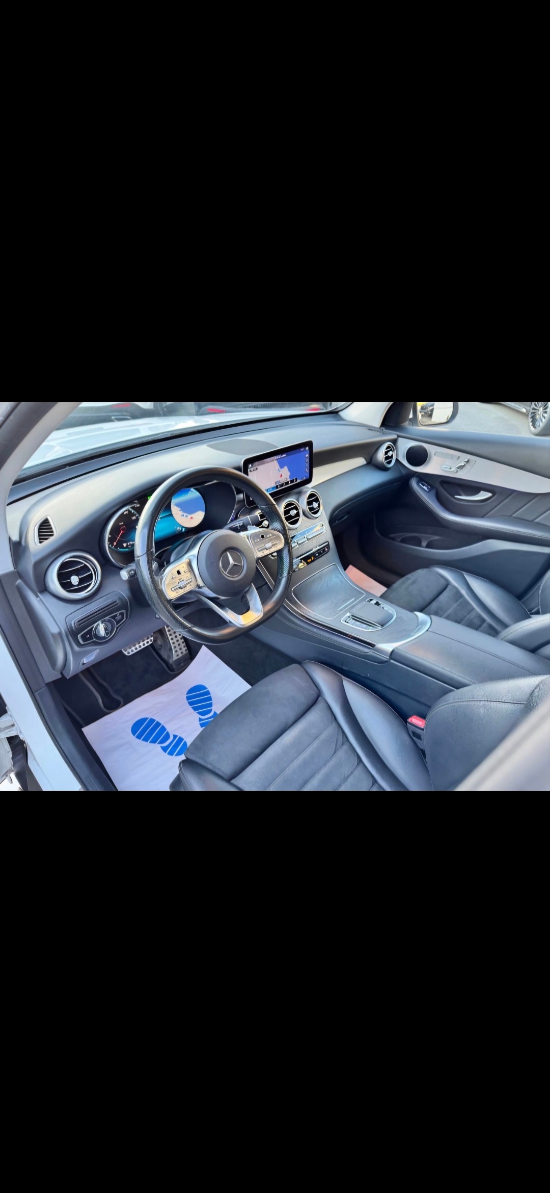 MERCEDES-BENZ GLC 200 AMG Line 4m-image-4