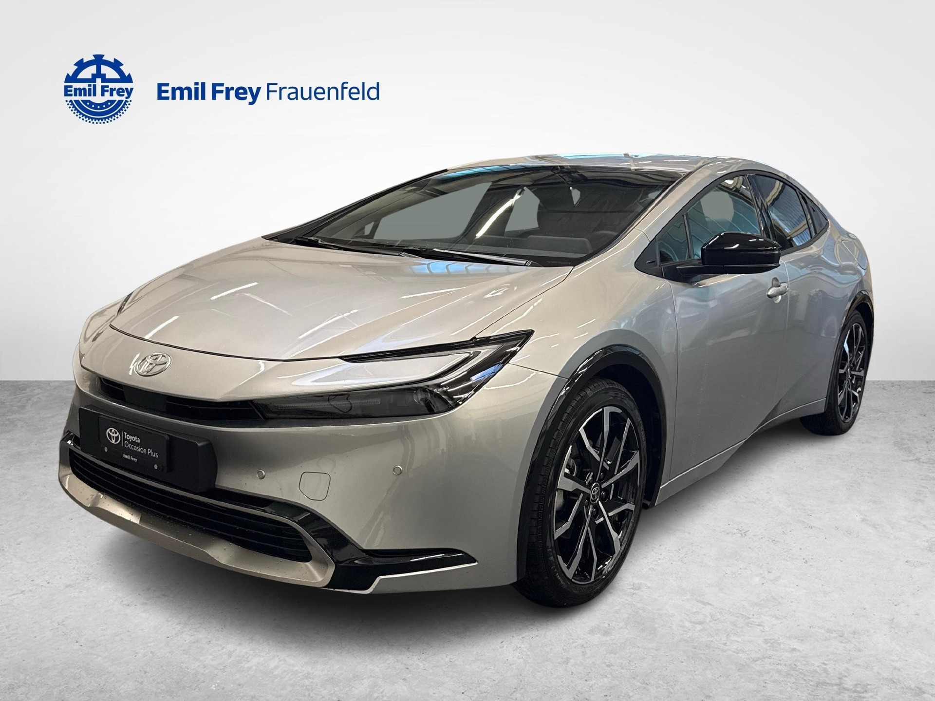 TOYOTA Prius 2.0 Plug-In-Hybrid Style-image-0