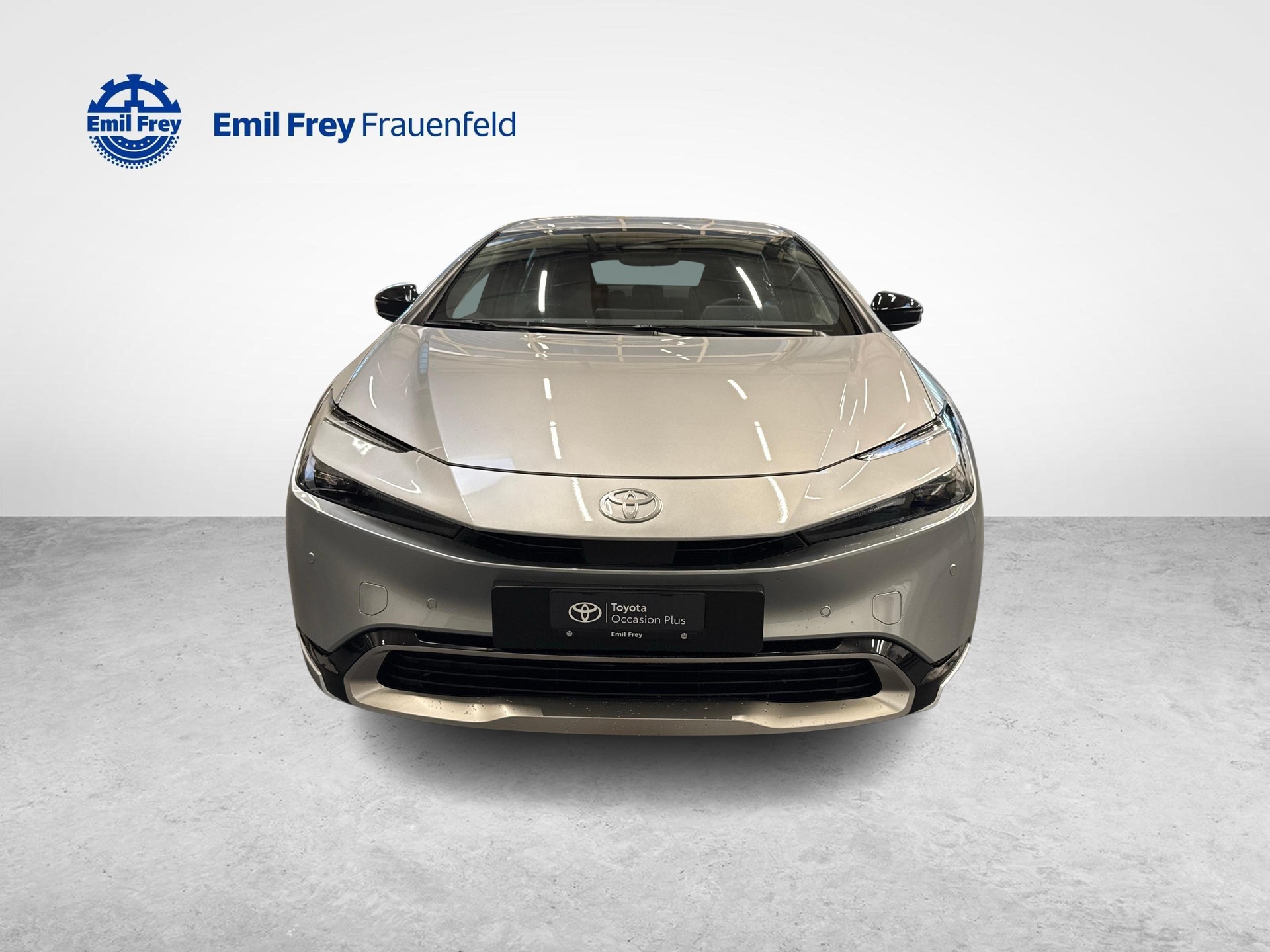TOYOTA Prius 2.0 Plug-In-Hybrid Style-image-7