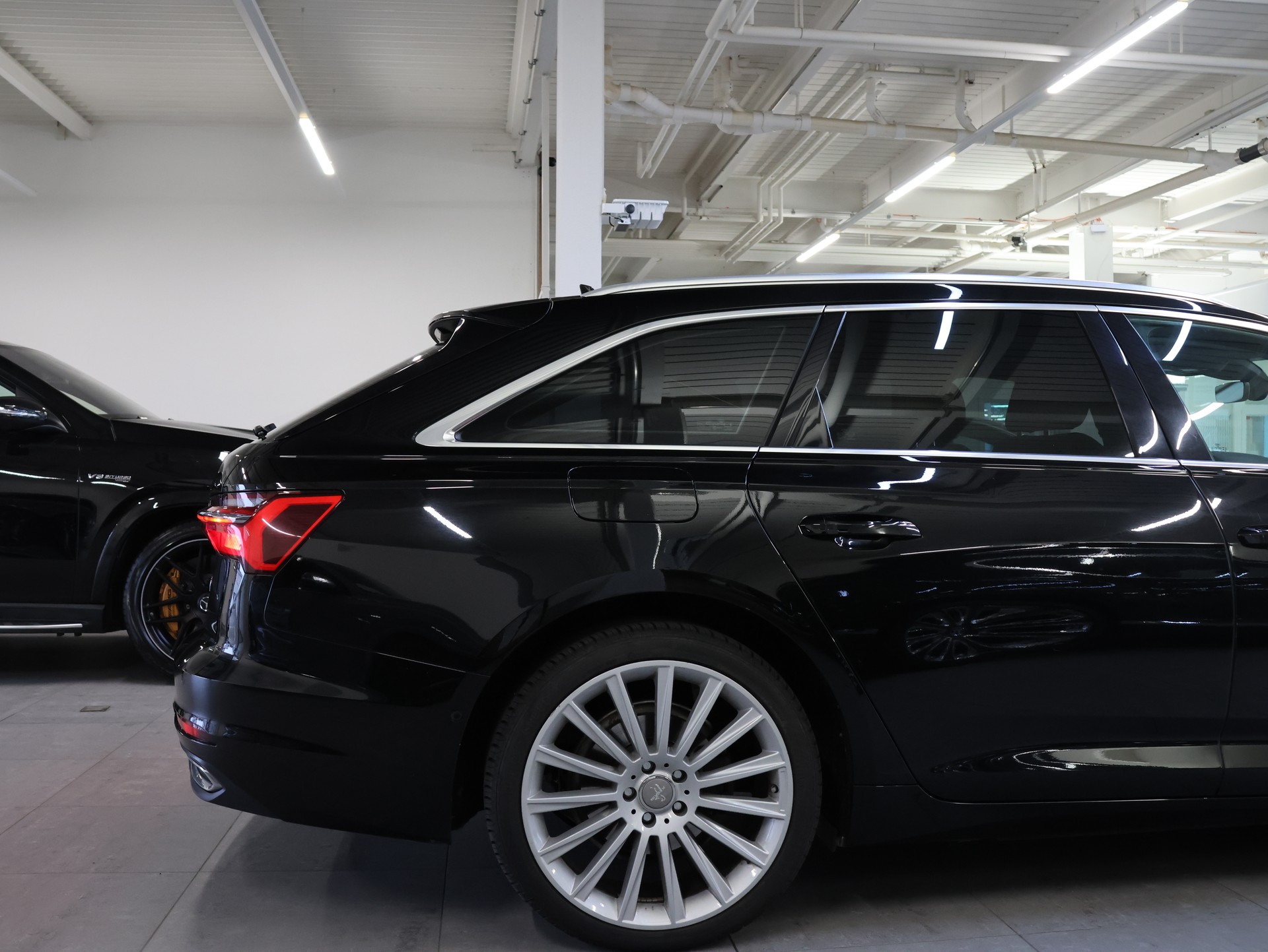 AUDI A6 Avant 40 TDI Sport S-tronic-image-7
