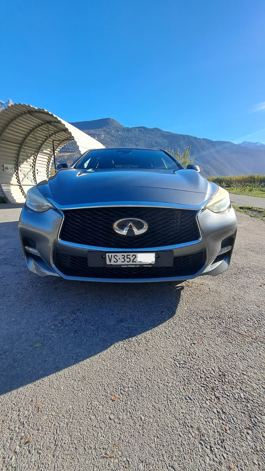INFINITI 2.2d Sport Tech DCT AWD-image-2
