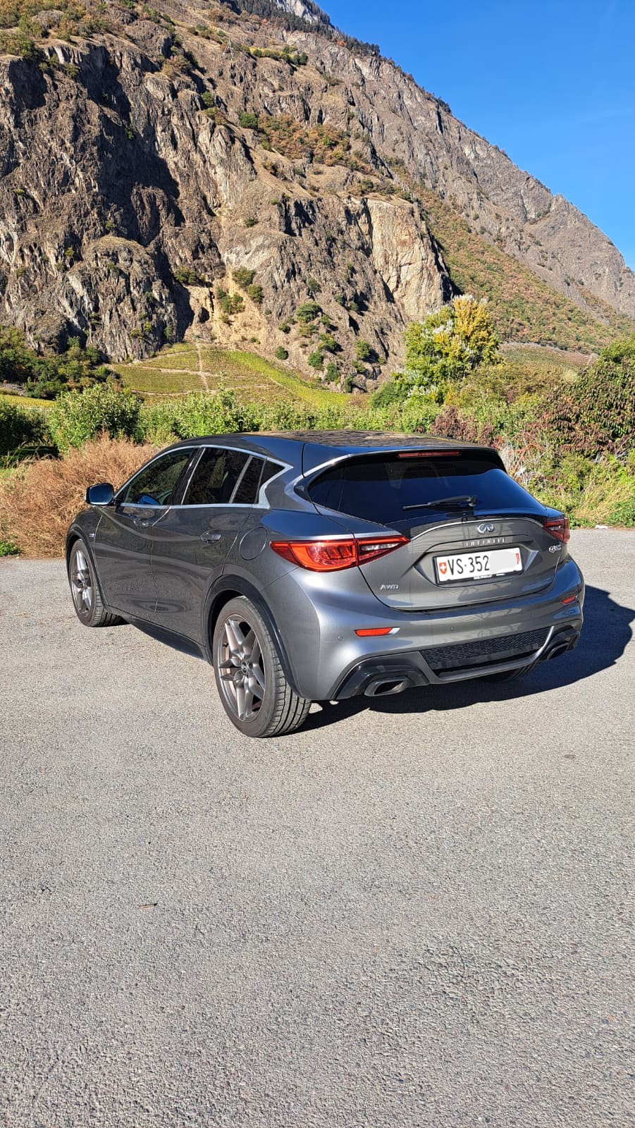 INFINITI 2.2d Sport Tech DCT AWD-image-3