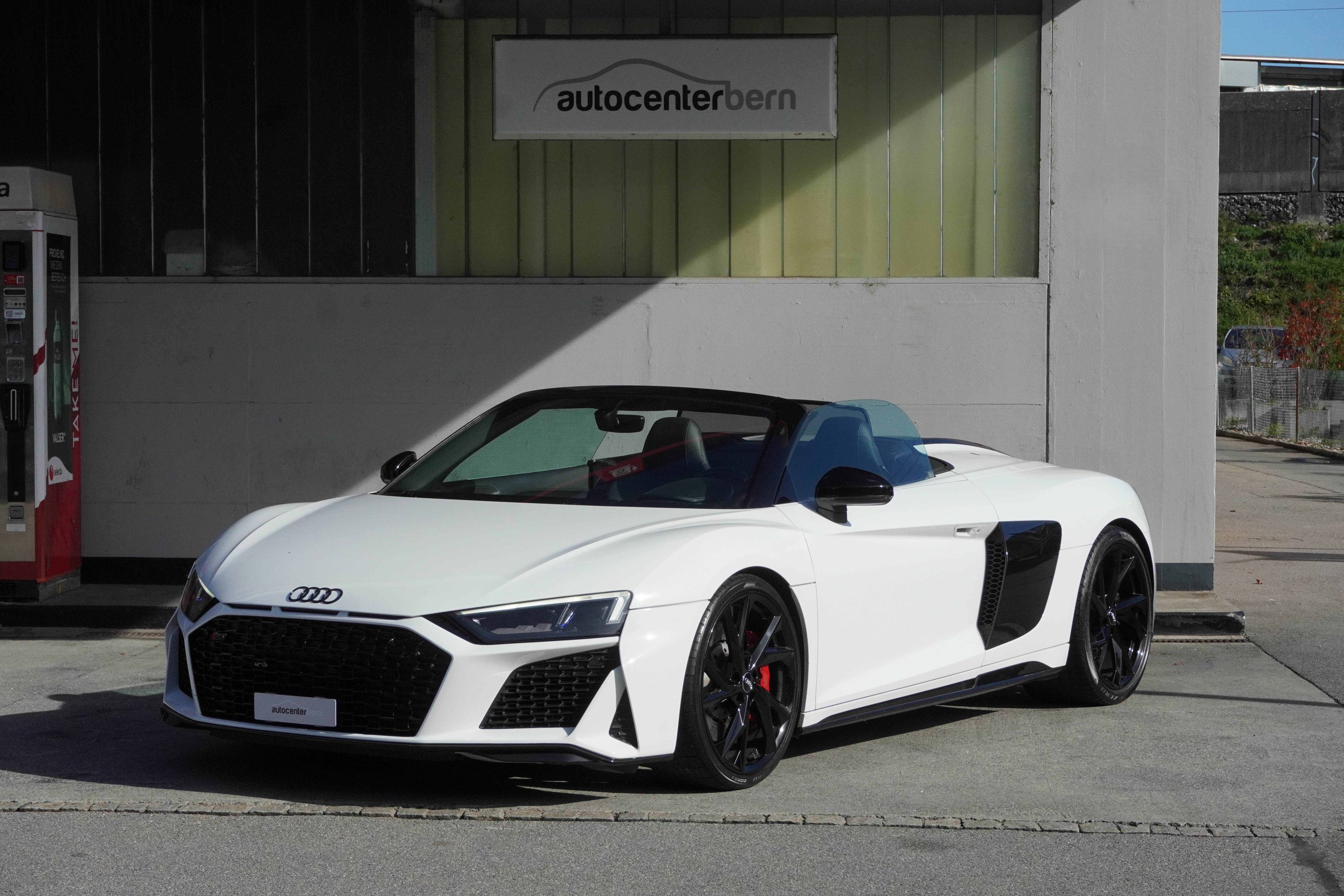 Car photo