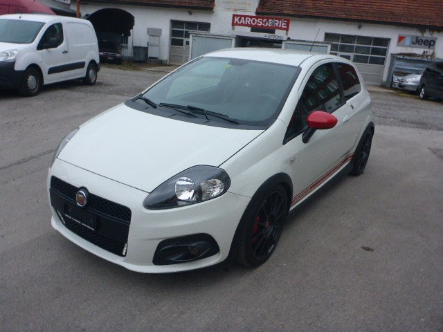 FIAT Punto 1.4 16V Turbo Abarth-image-1