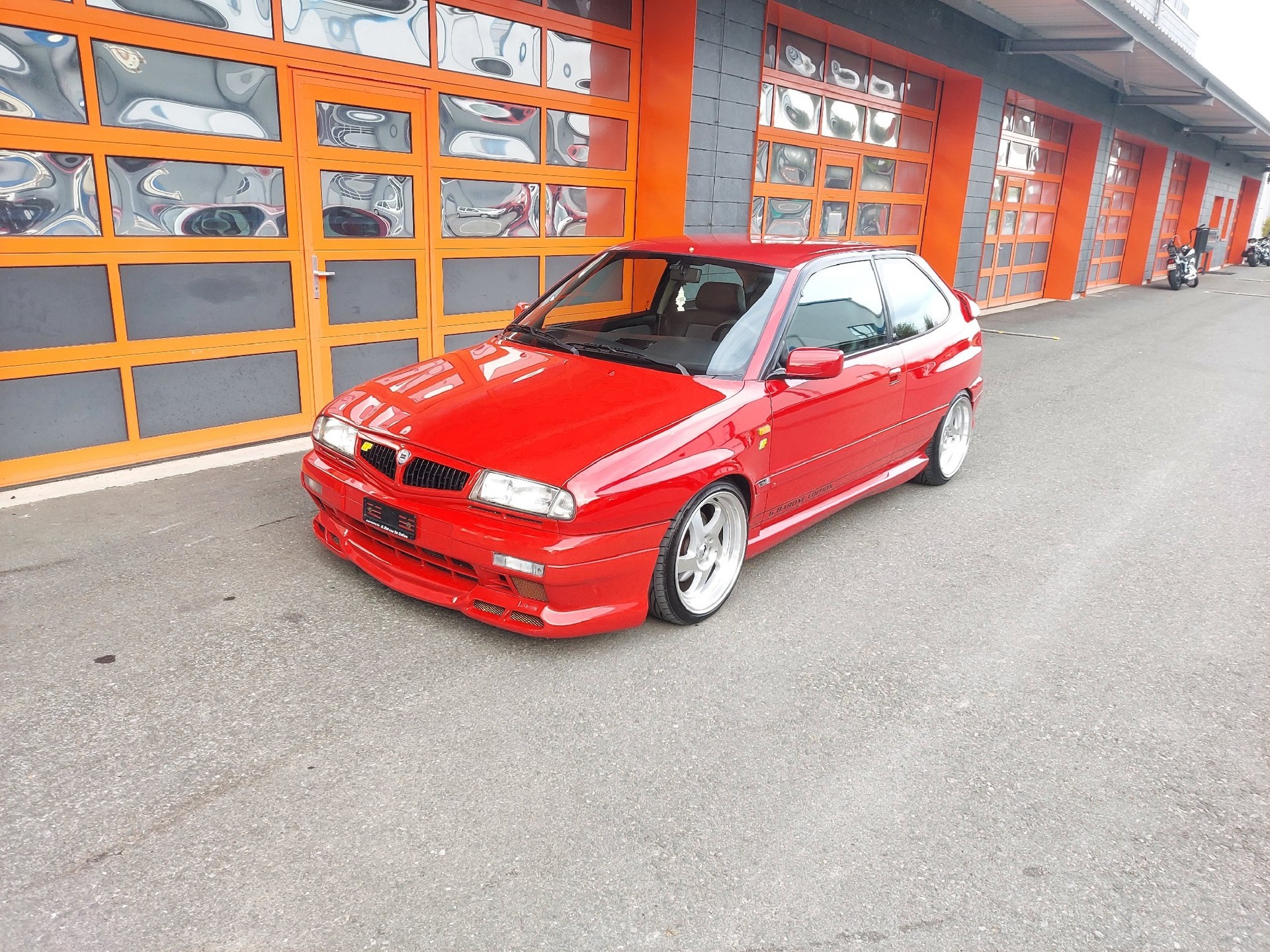 LANCIA Delta HPE 2.0 16V HF-image-15